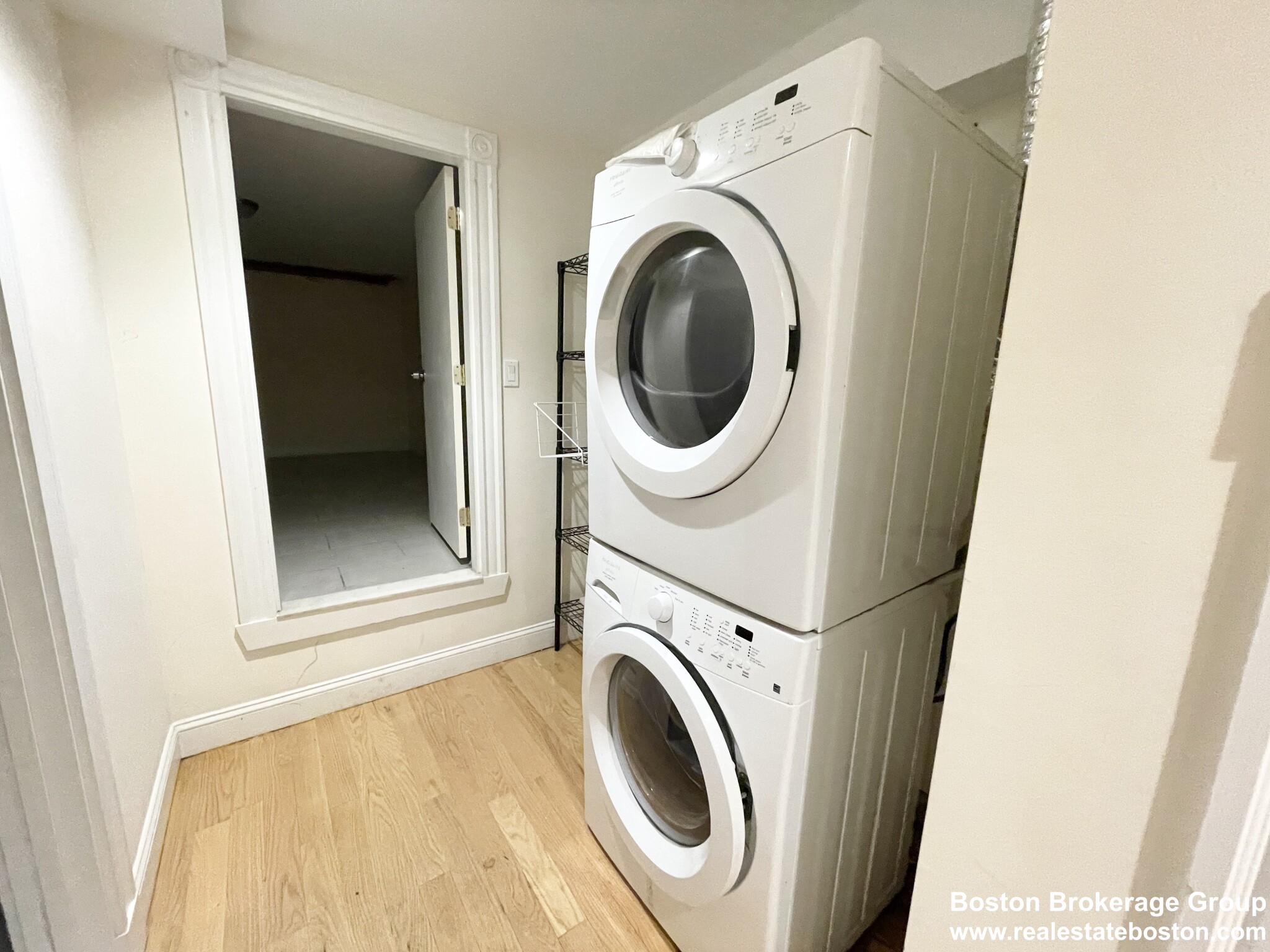 98 L St, South Boston