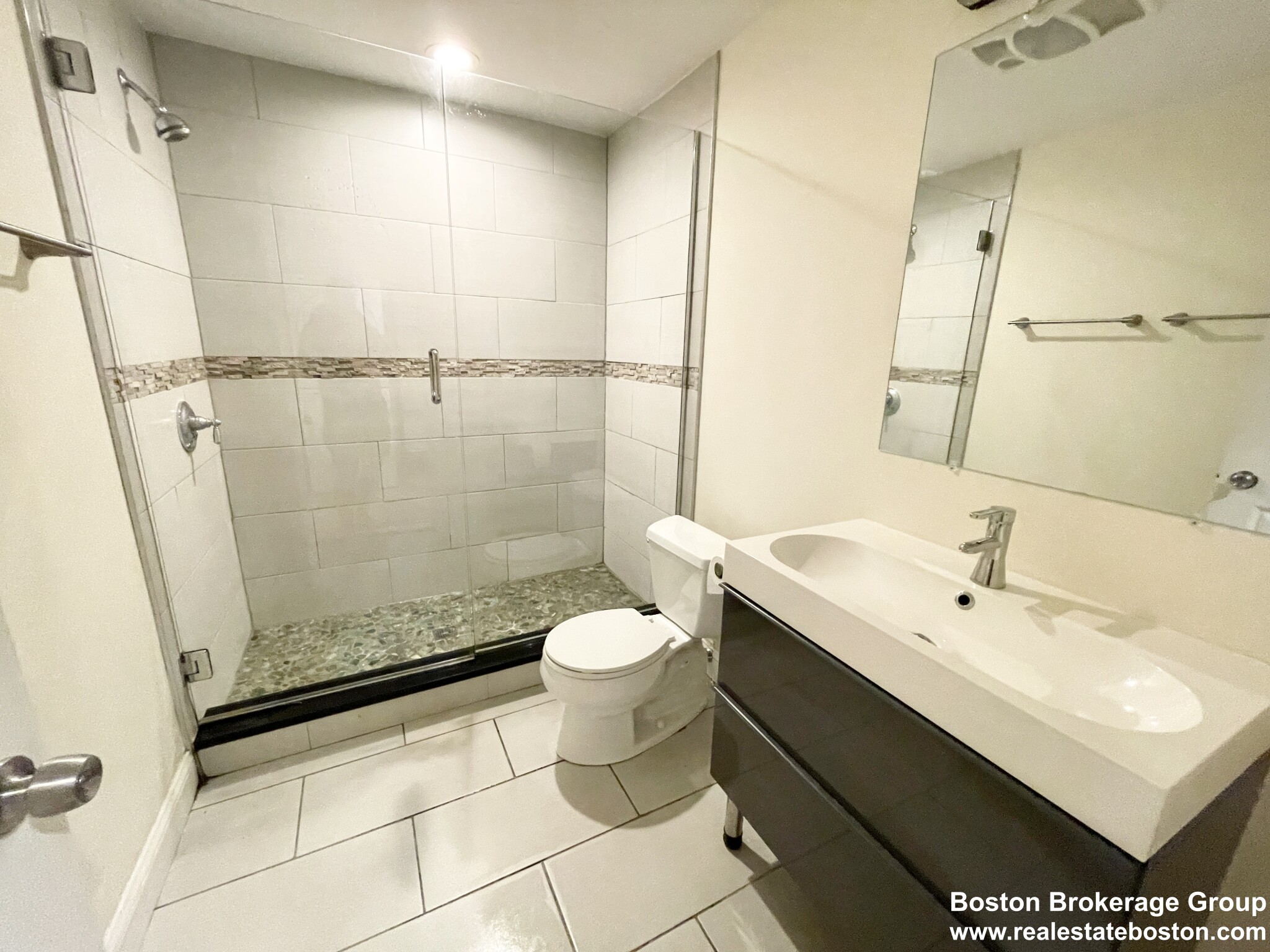 98 L St, South Boston