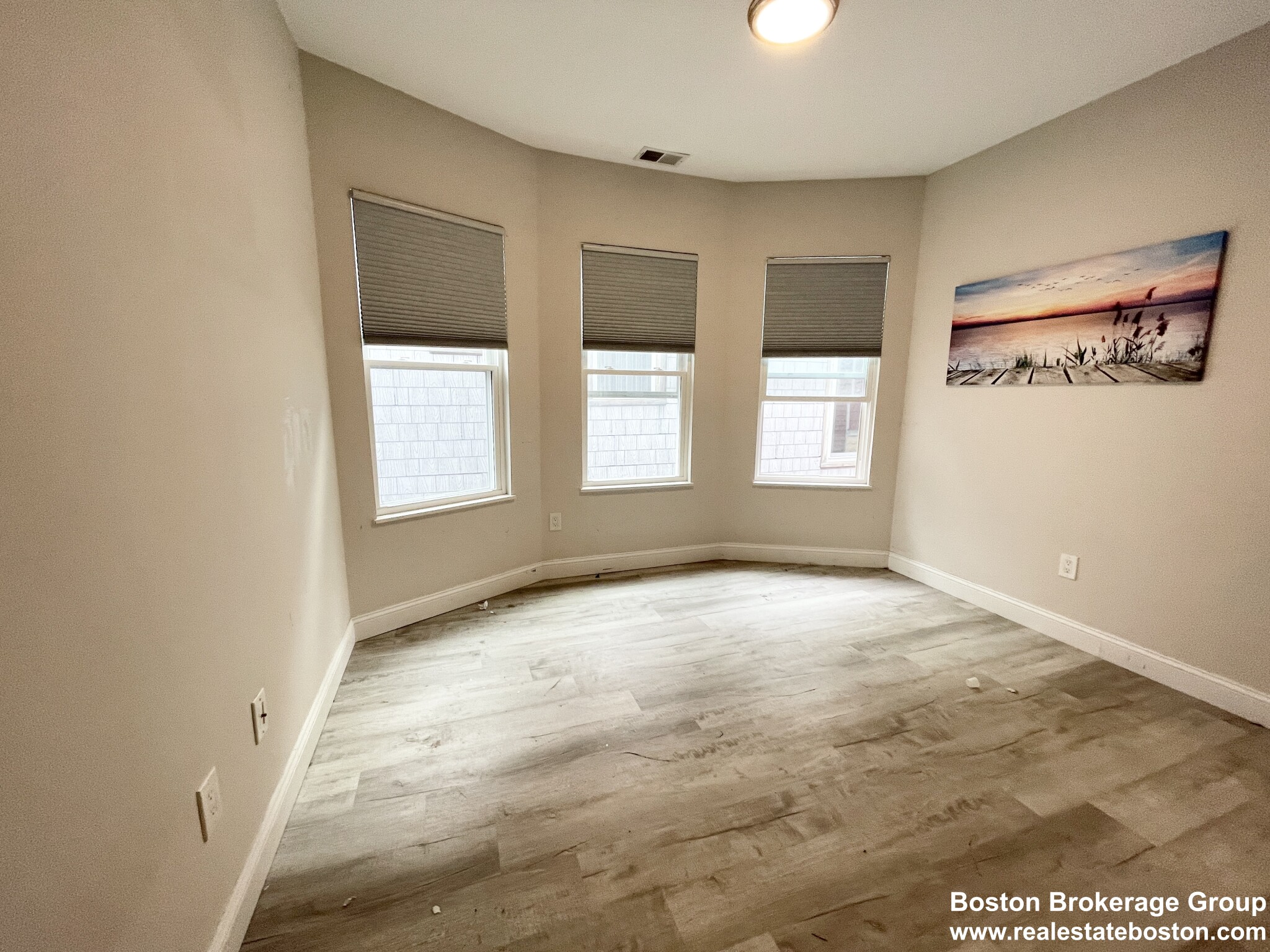 113 Hillside St, Mission Hill