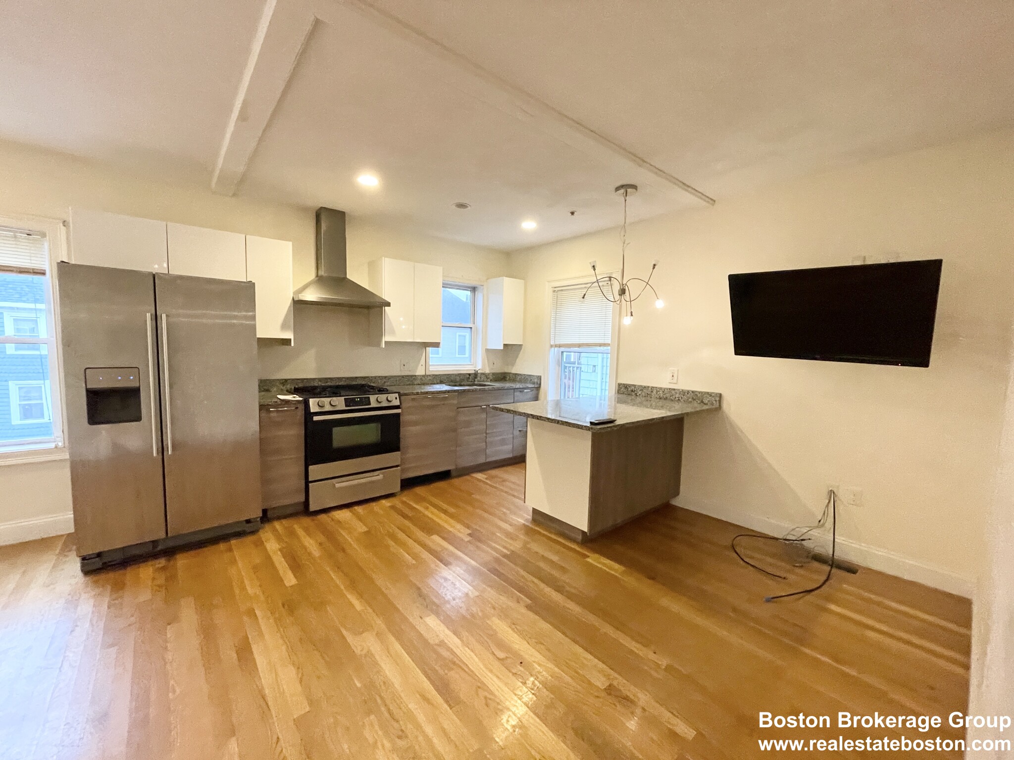 Photos of apartment on Sunset St.,Boston MA 02120