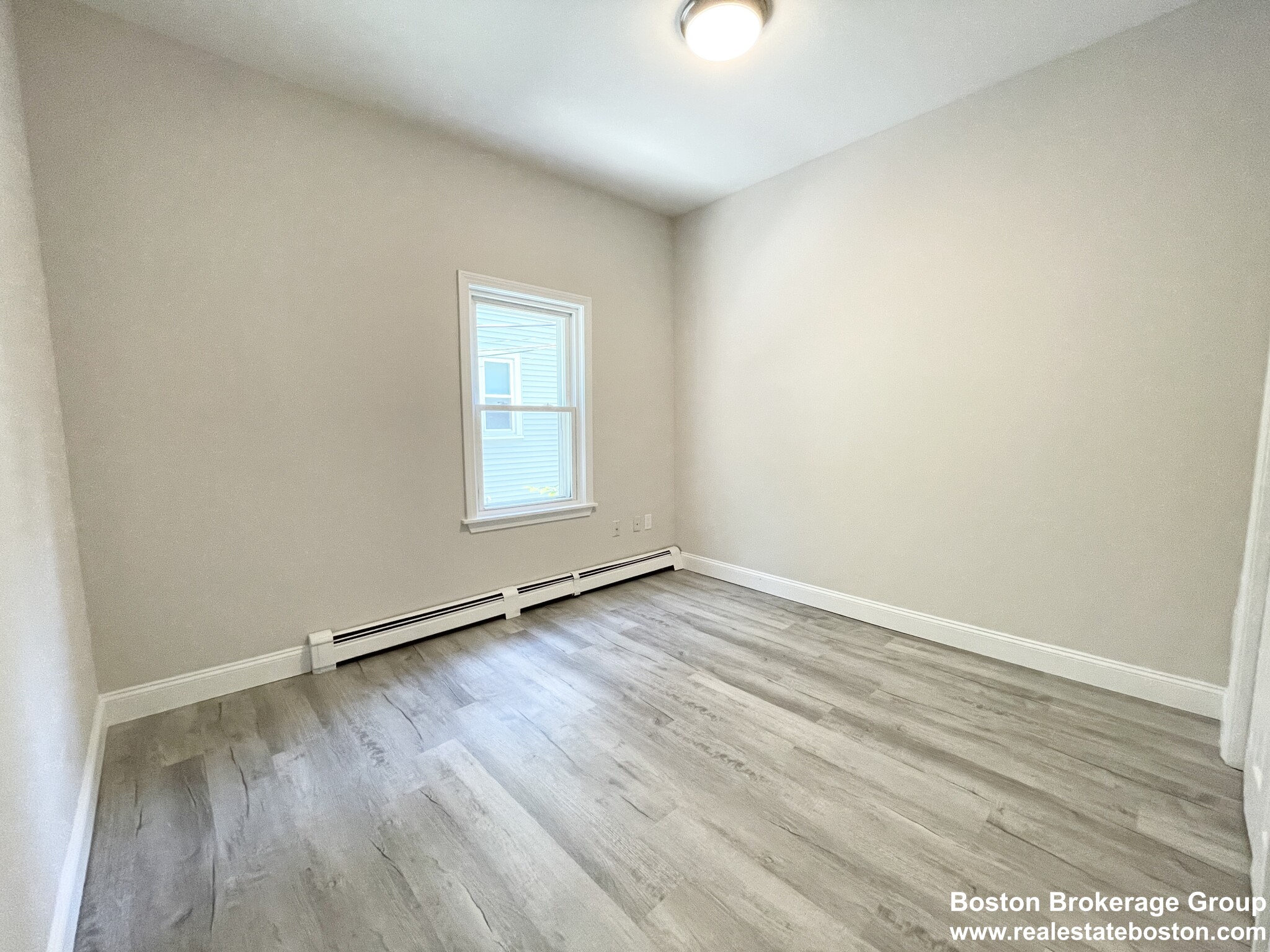 174 Bolton St, South Boston