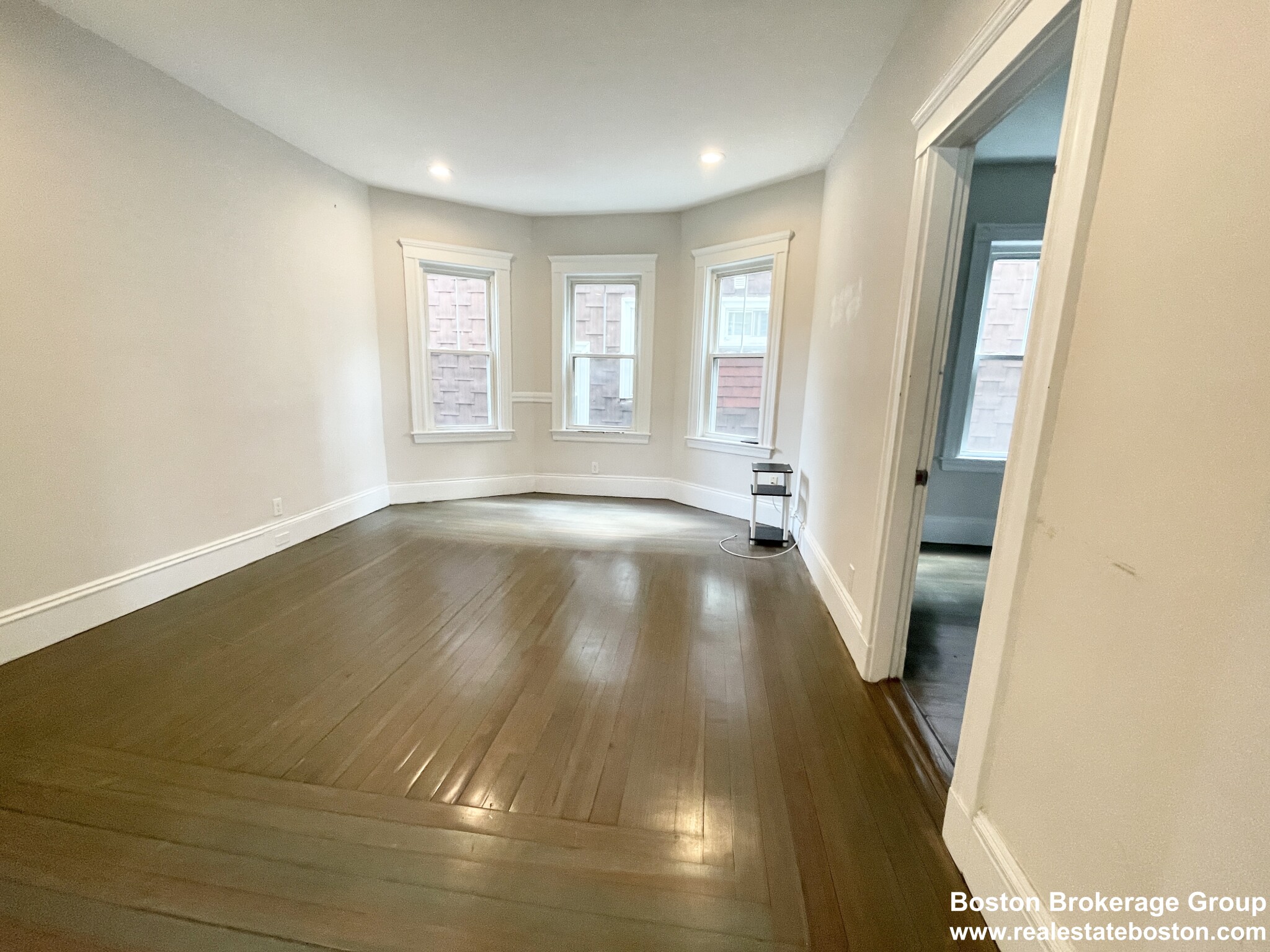 201 Cottage St, Dorchester