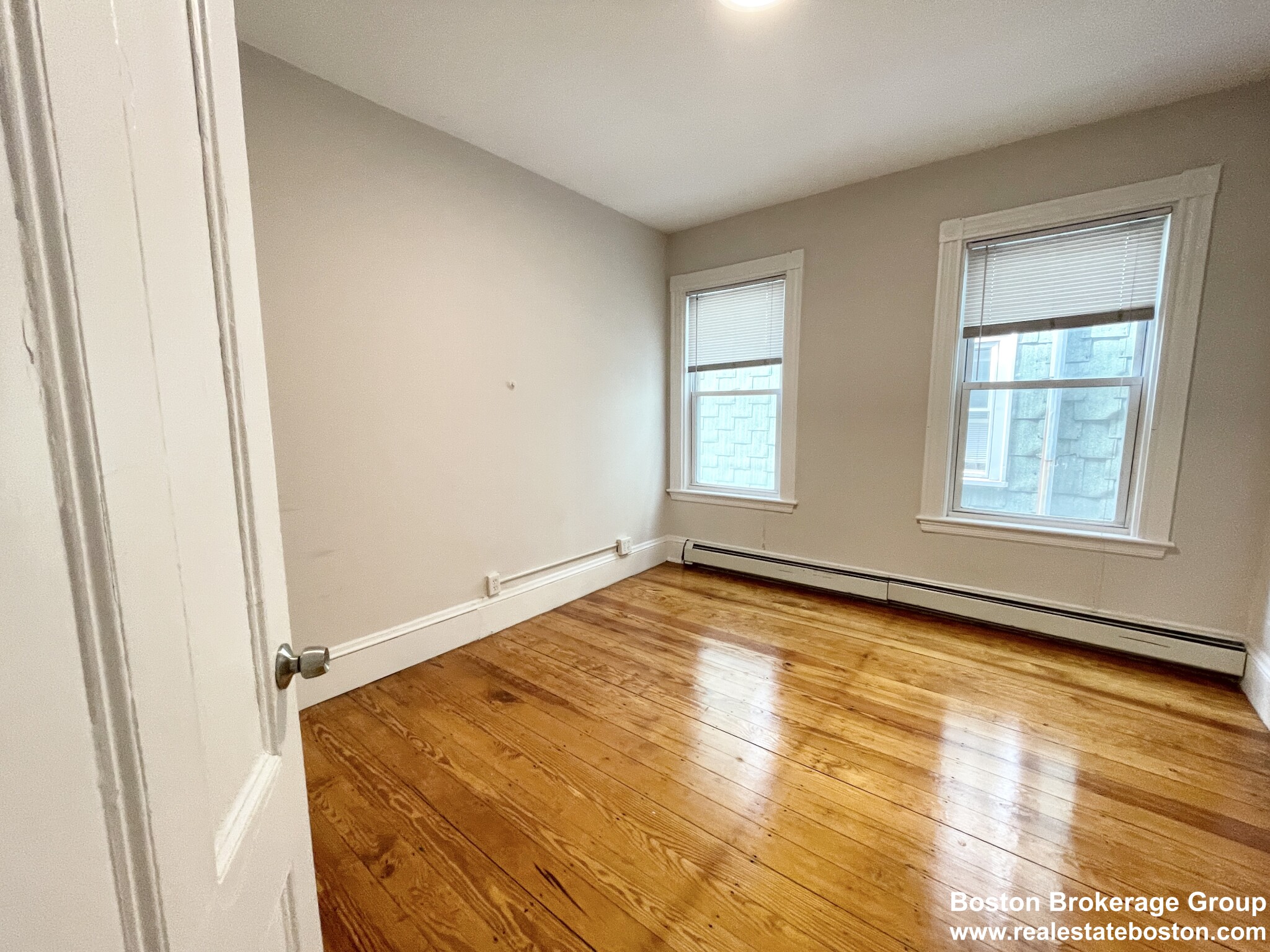 Photos of apartment on East Cottage,Boston MA 02125