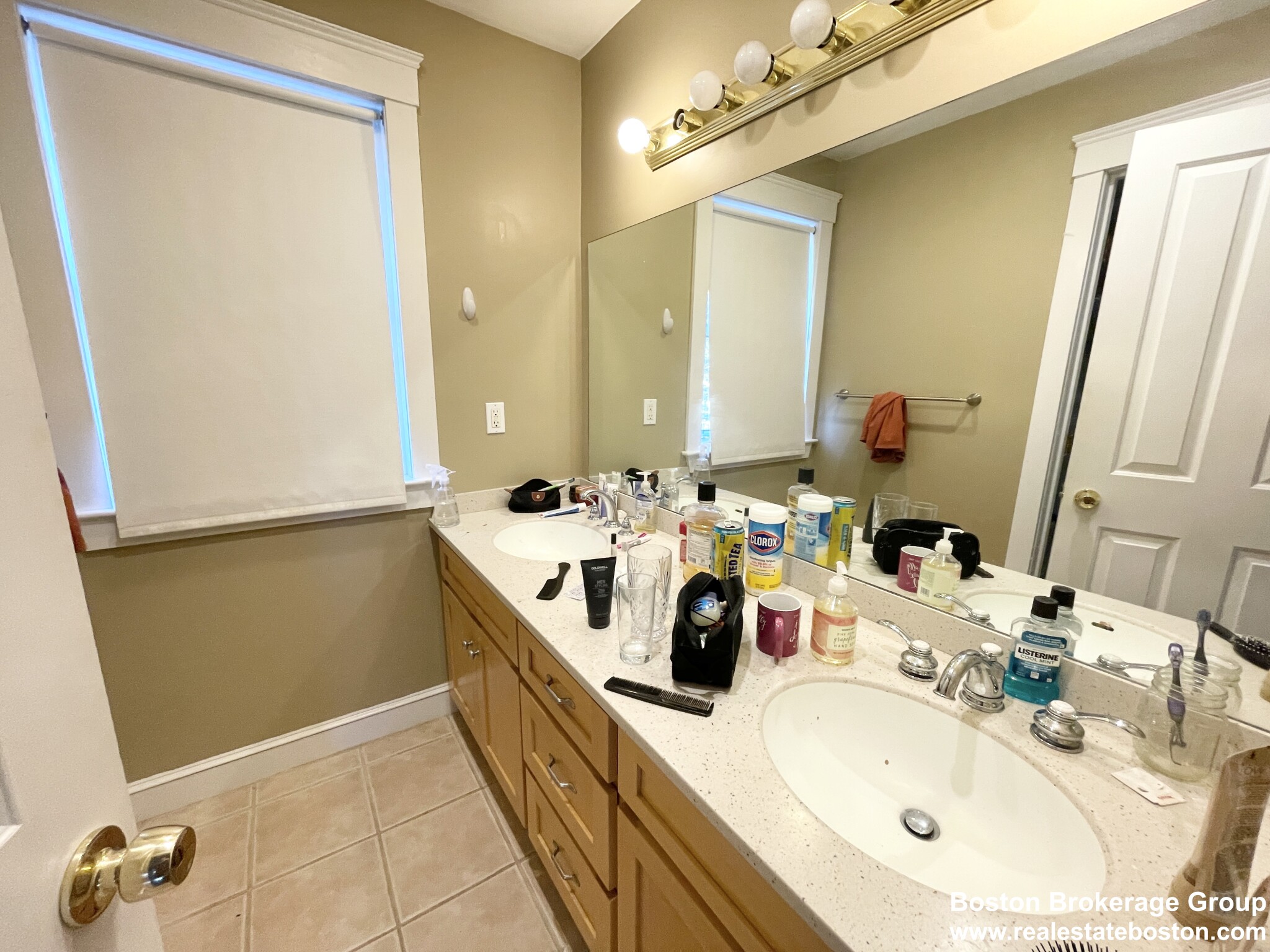 25 Iroquois St, Mission Hill