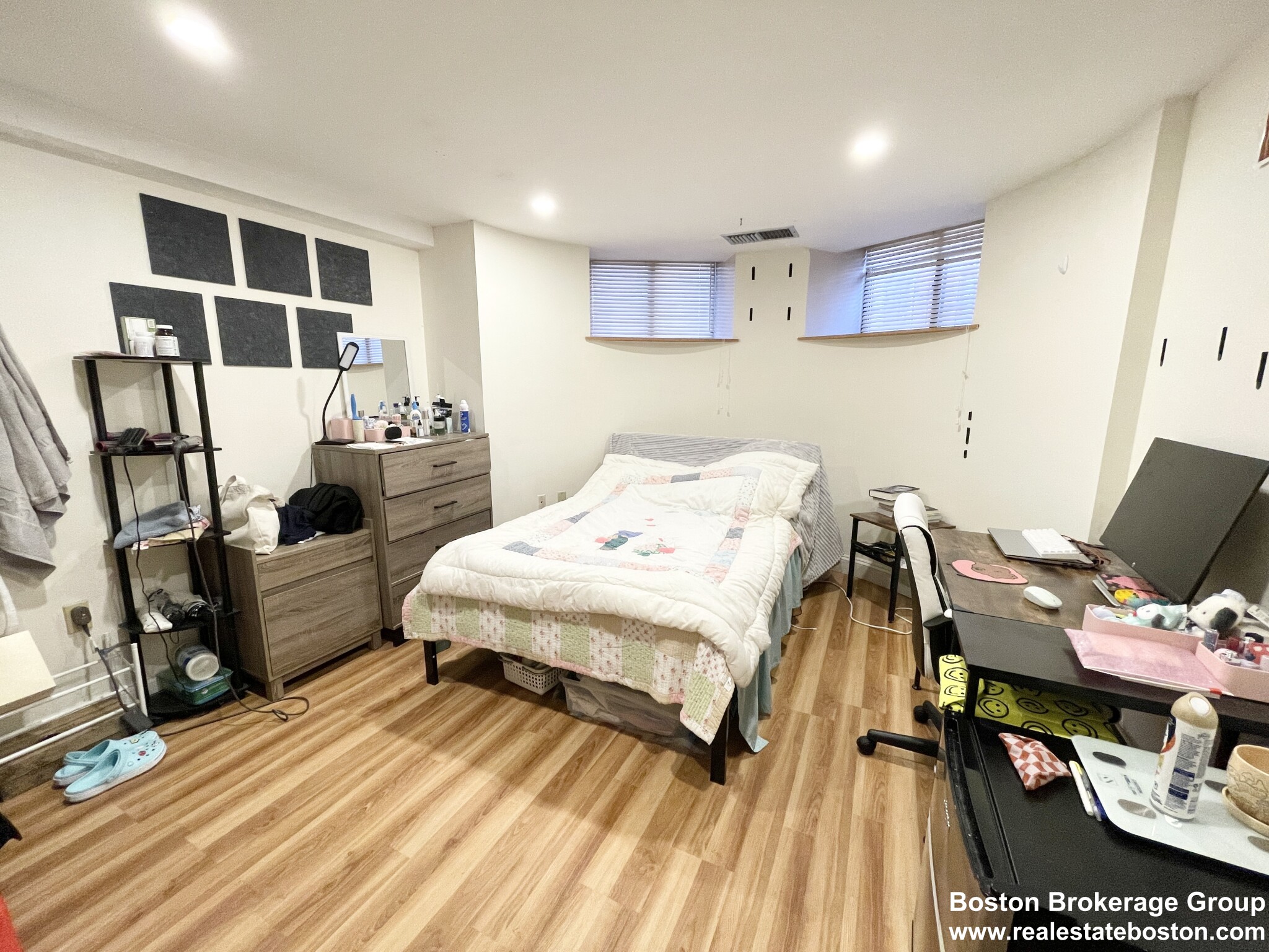 96 Gainsborough St, Fenway