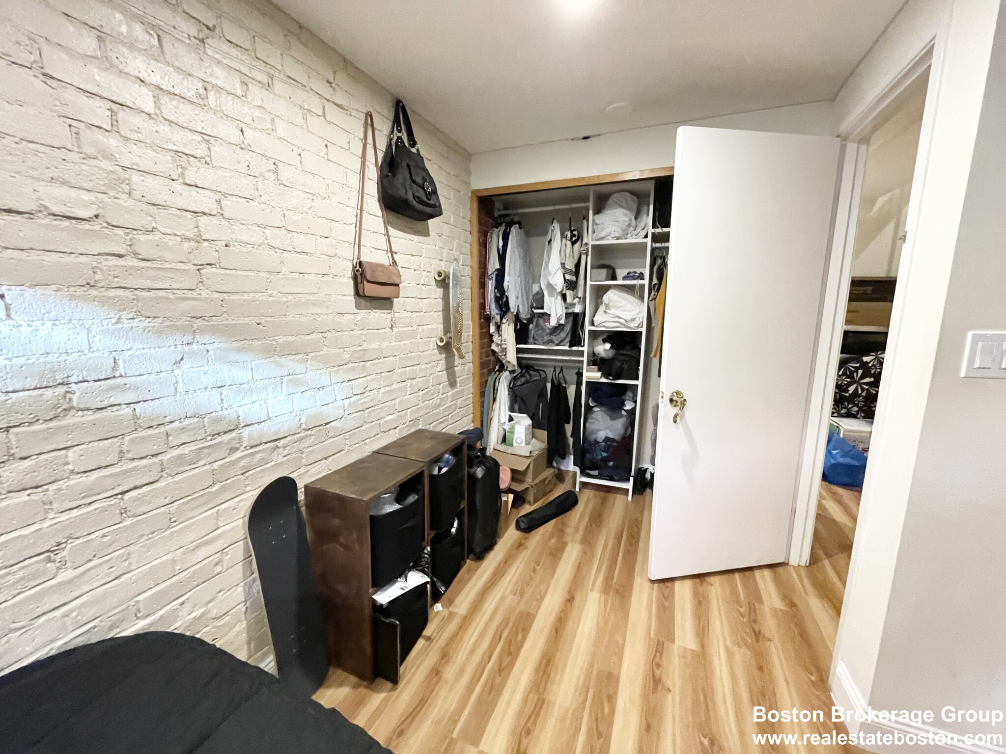 96 Gainsborough St, Fenway