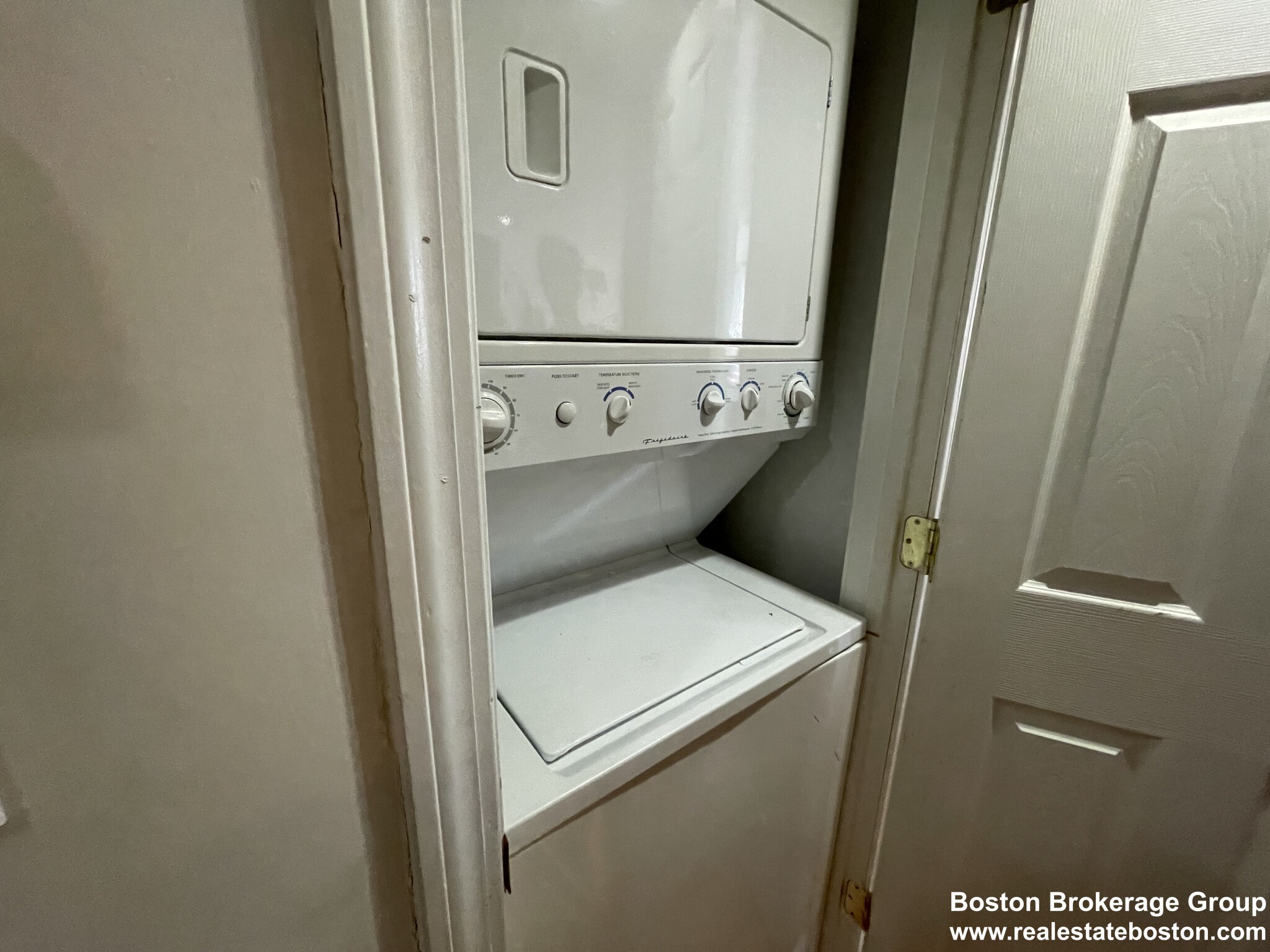 147 Marcella St, Roxbury