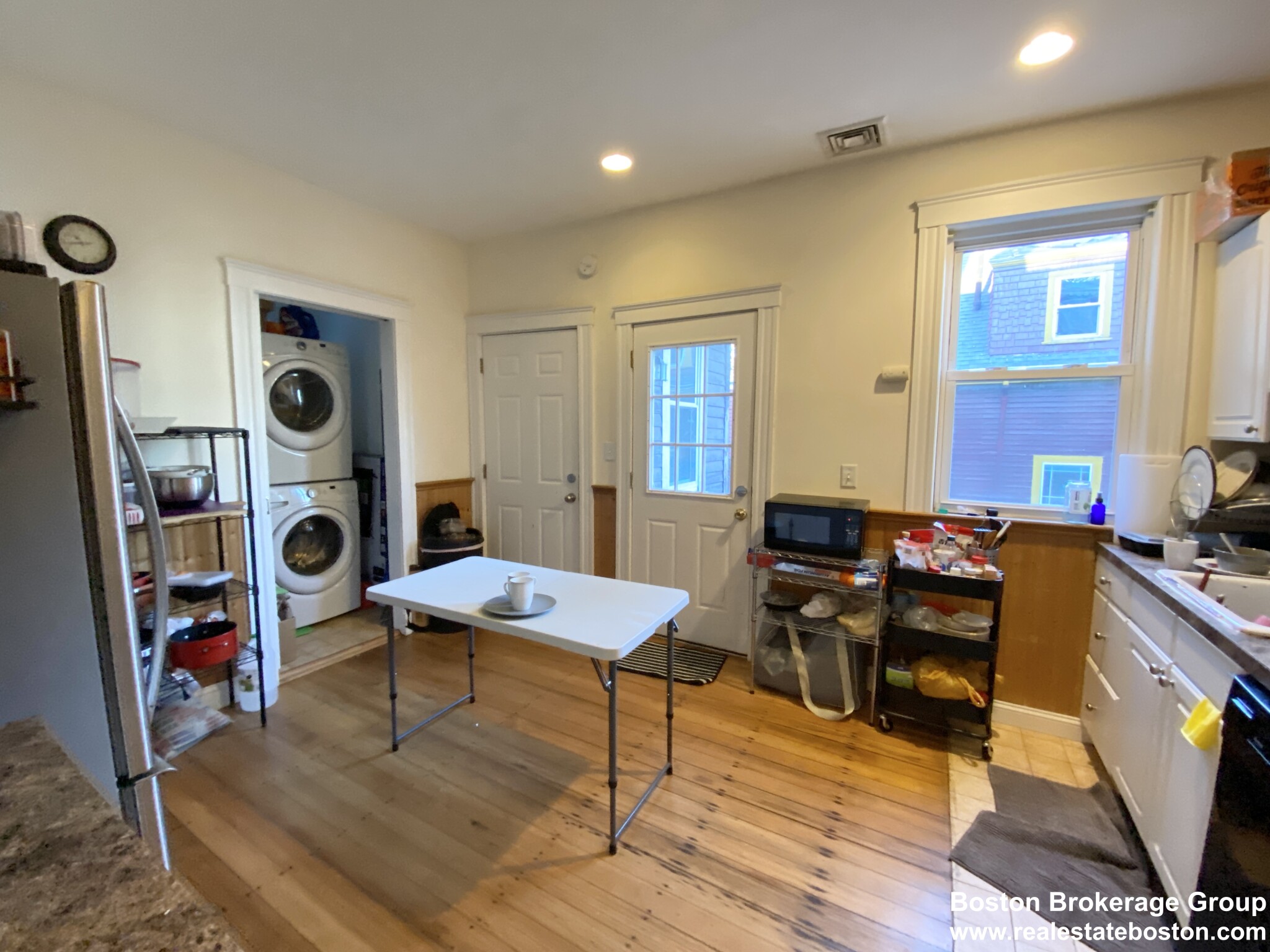 37 Hillside St, Mission Hill