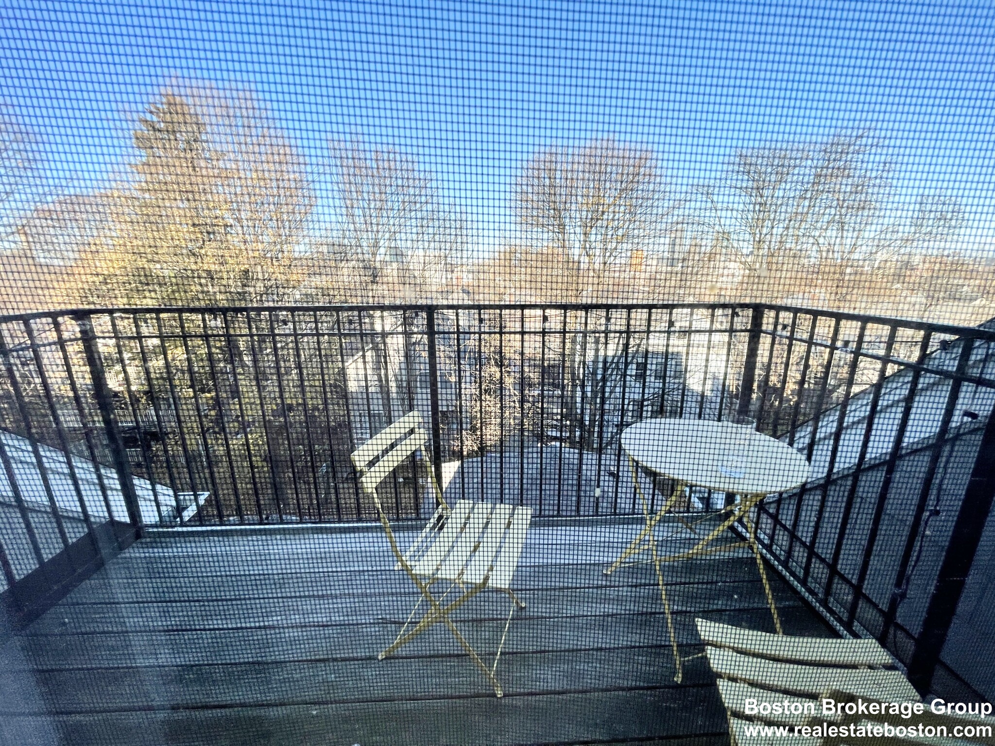 25 Iroquois St, Mission Hill