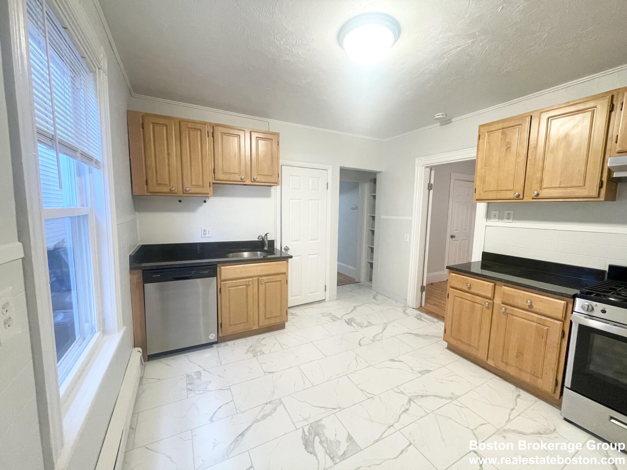 22 Howell St, Dorchester