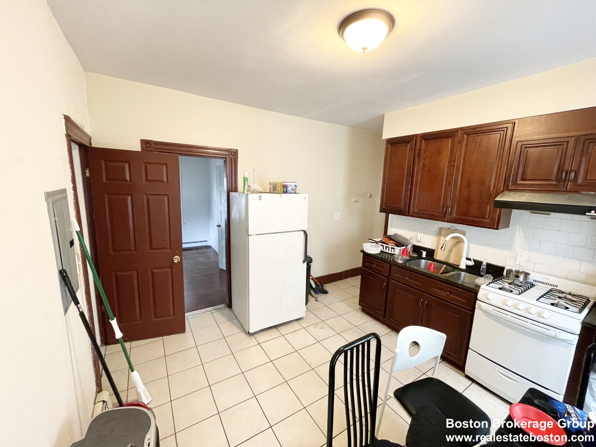 24 Maryland, Dorchester