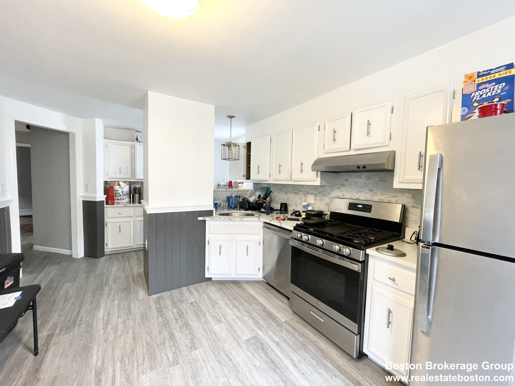 31 Falcon St, East Boston