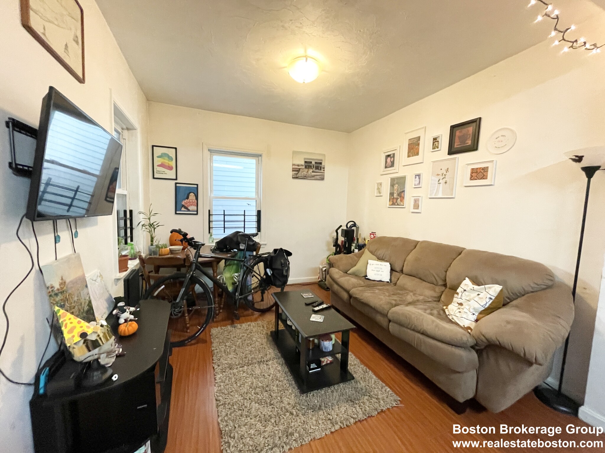 93A Hillside St, Mission Hill