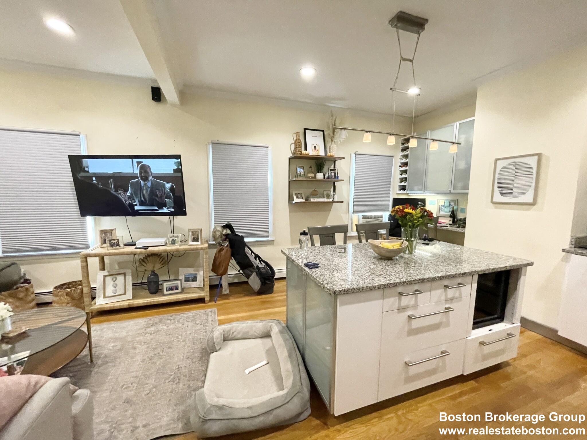 174 Bolton St, South Boston