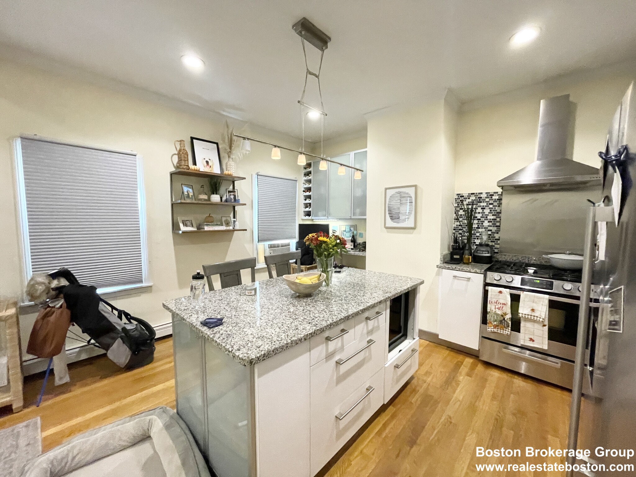 174 Bolton St, South Boston