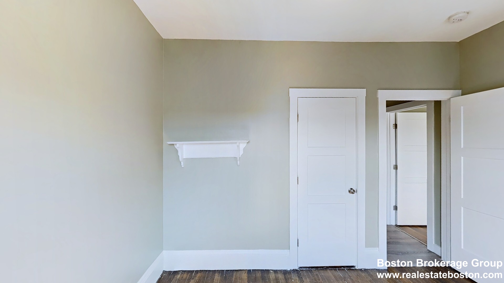 23 Evergreen St, Jamaica Plain