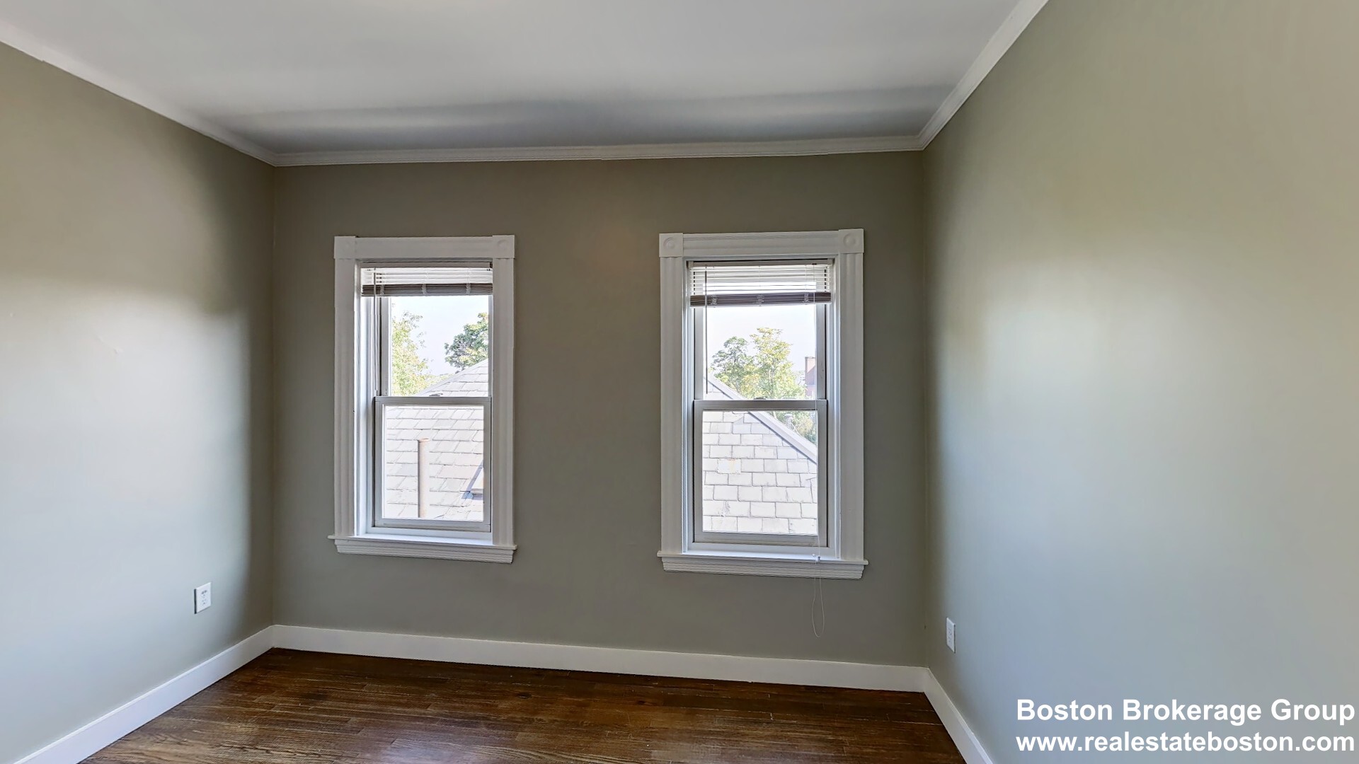 23 Evergreen St, Jamaica Plain