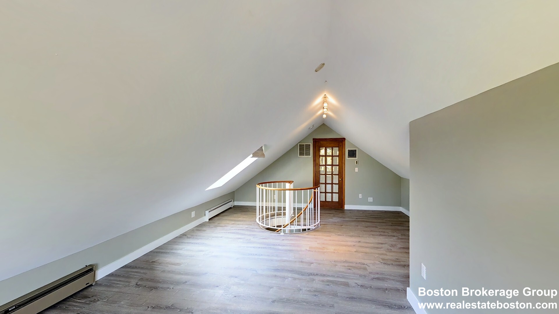 23 Evergreen St, Jamaica Plain