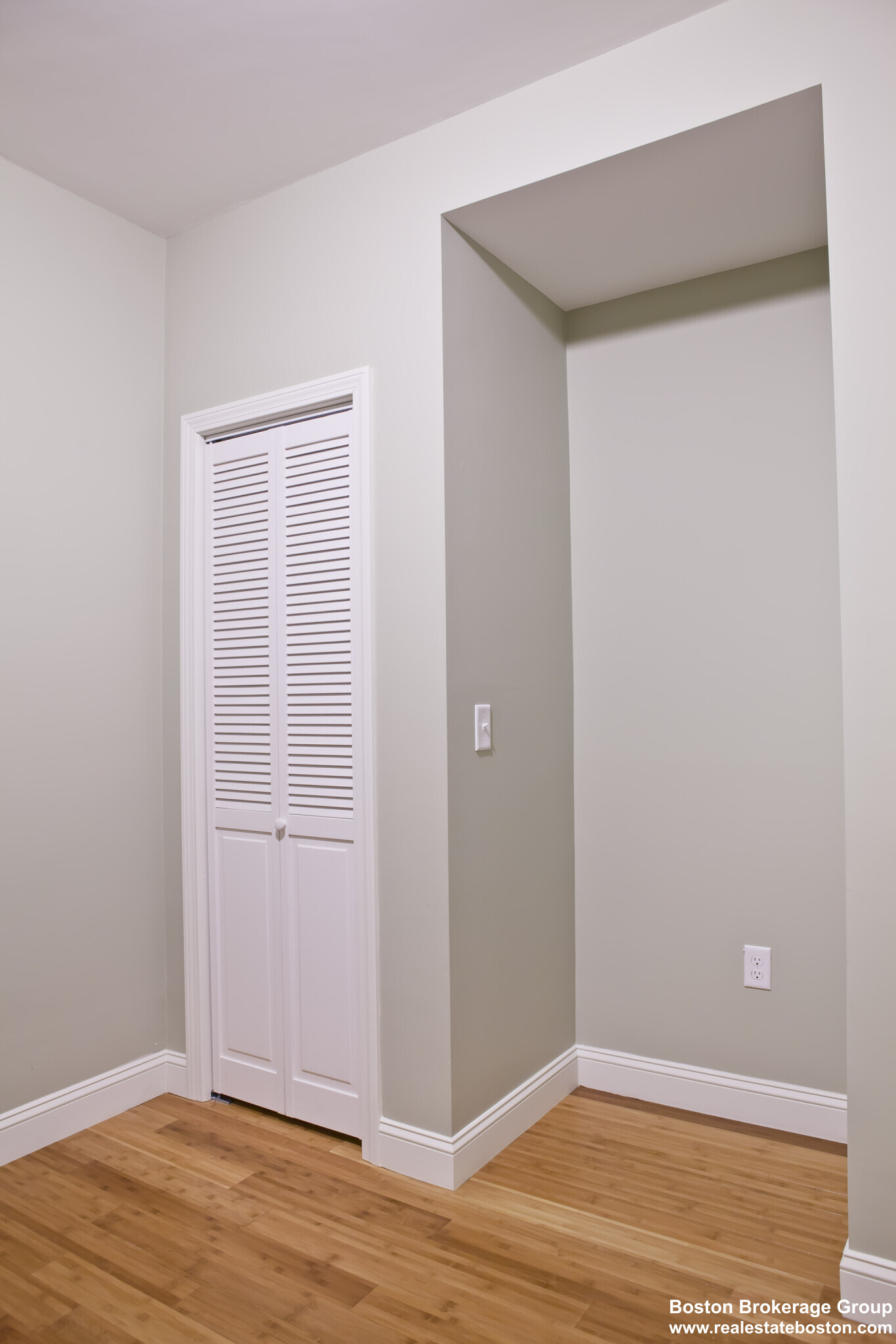 195 3rd St, South Boston