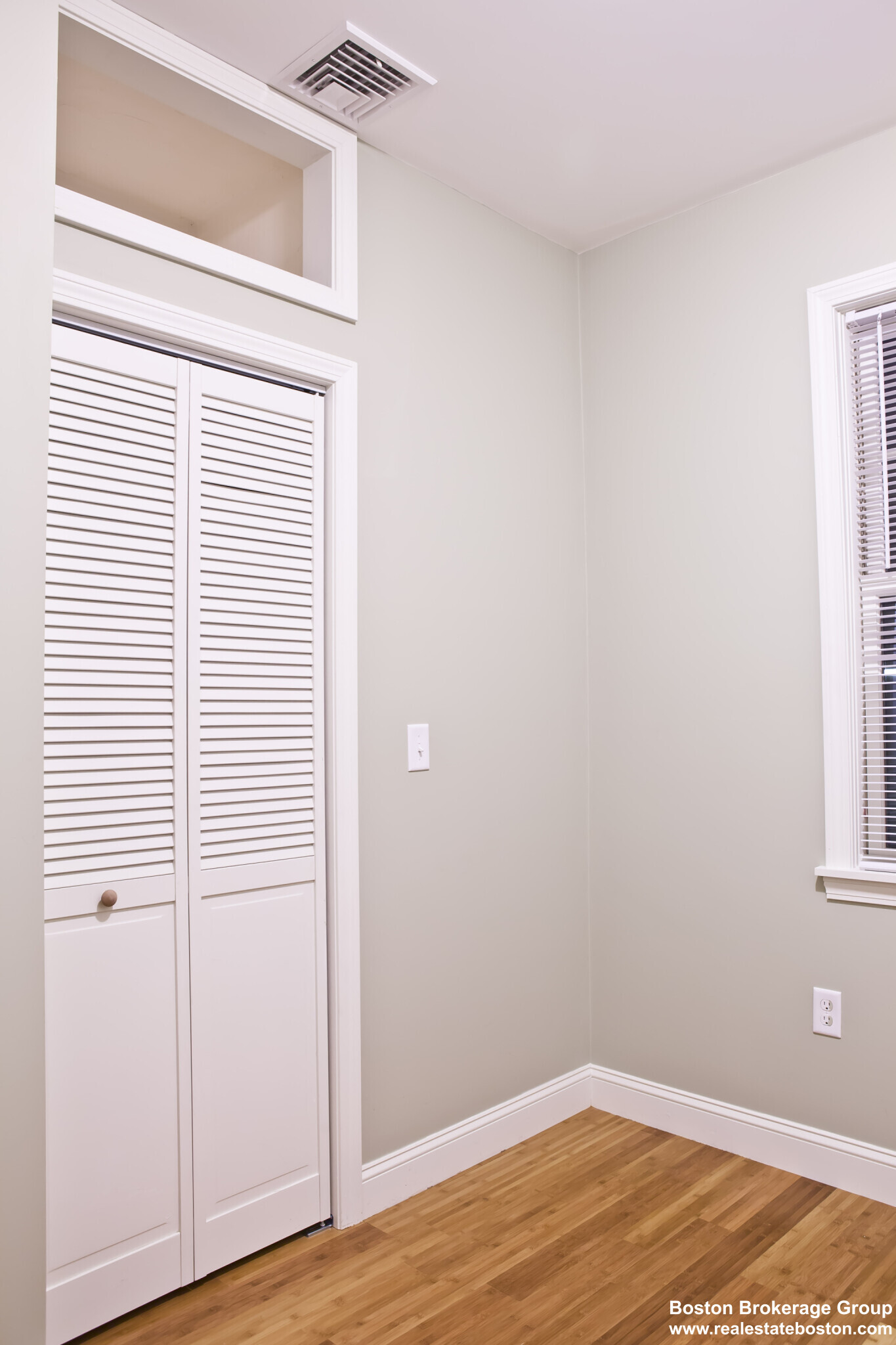 195 3rd St, South Boston