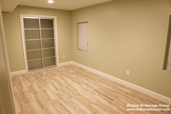 10 Roxbury St, Roxbury