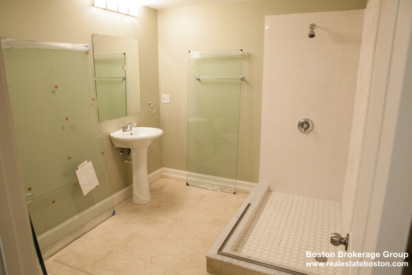 10 Roxbury St, Roxbury