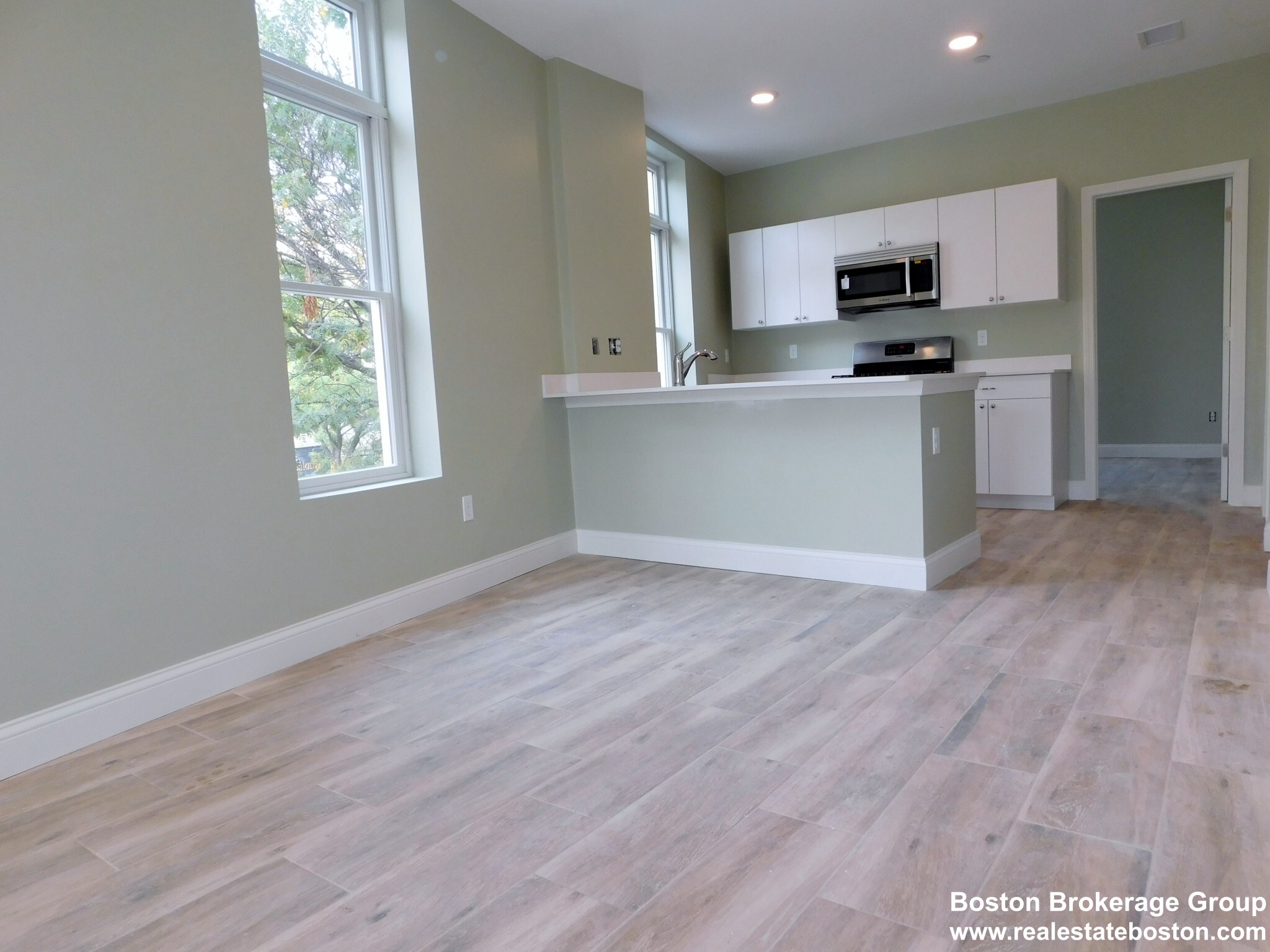 10 Roxbury St, Roxbury