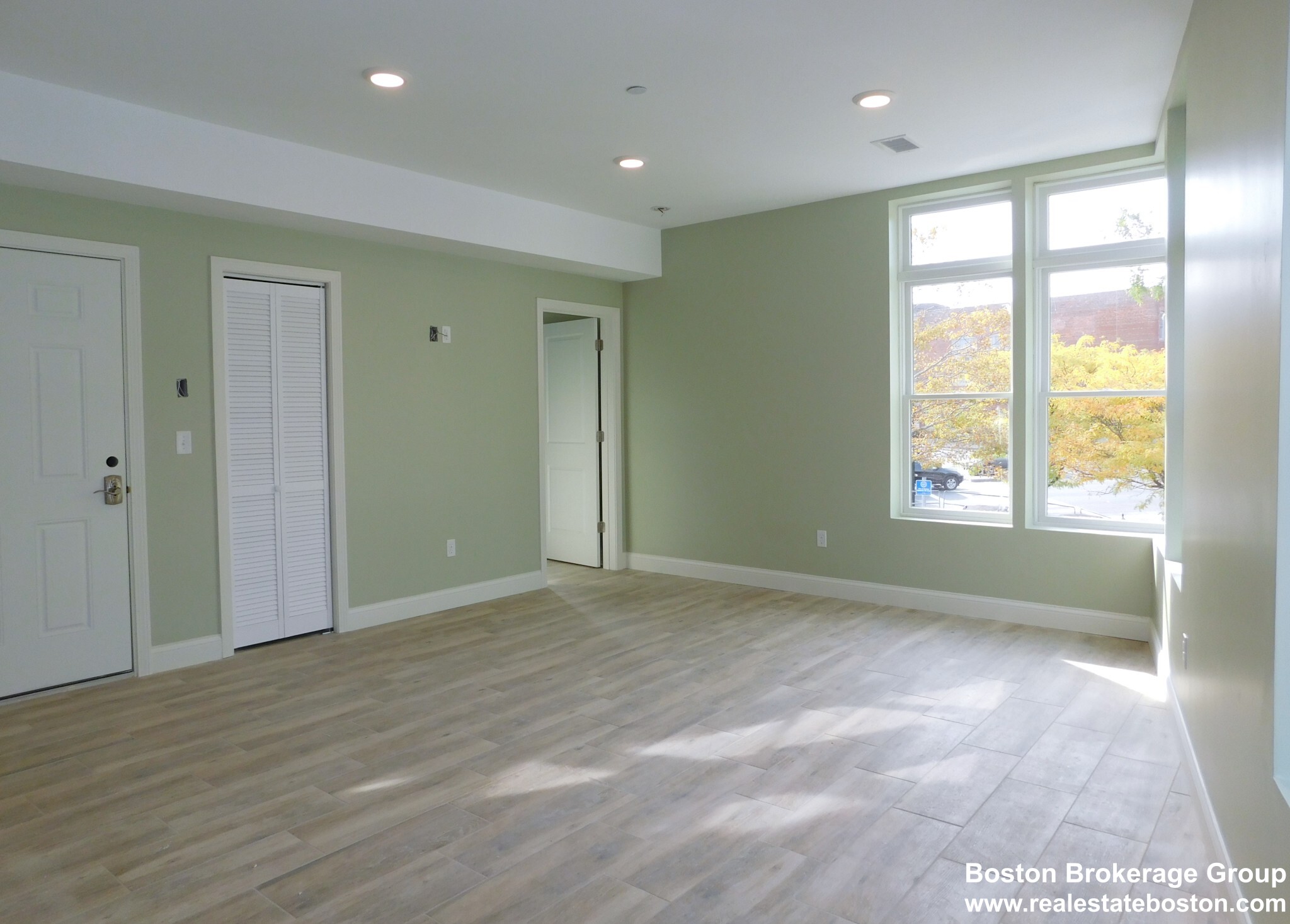 10 Roxbury St, Roxbury