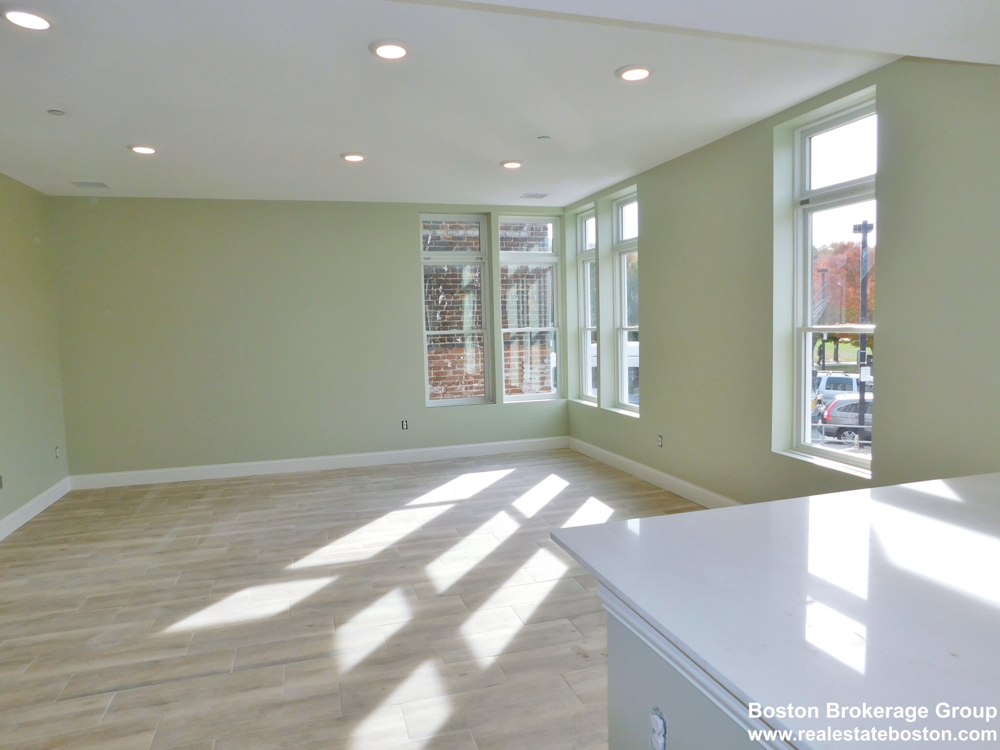 10 Roxbury St, Roxbury