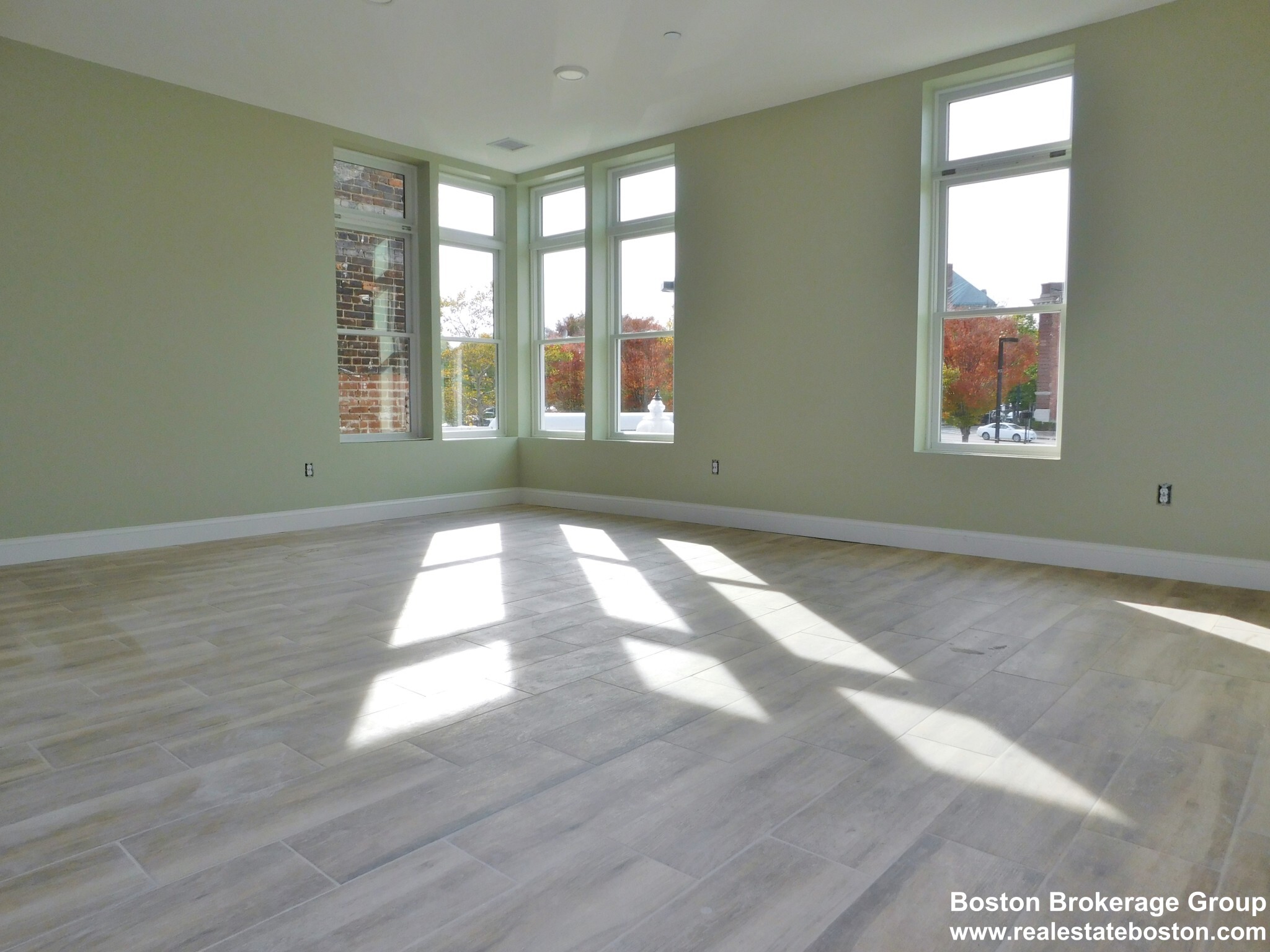 10 Roxbury St, Roxbury