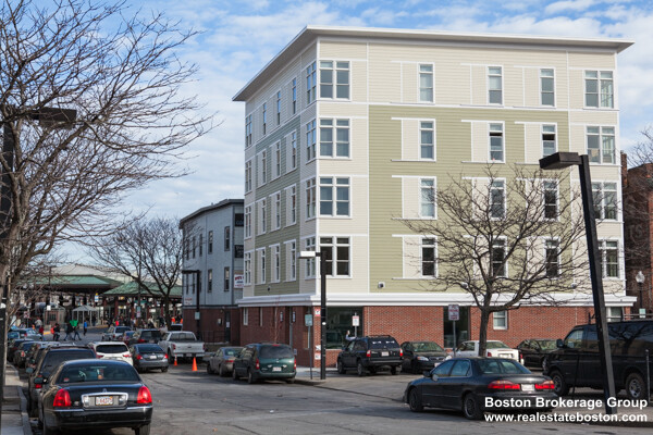 10 Roxbury St, Roxbury