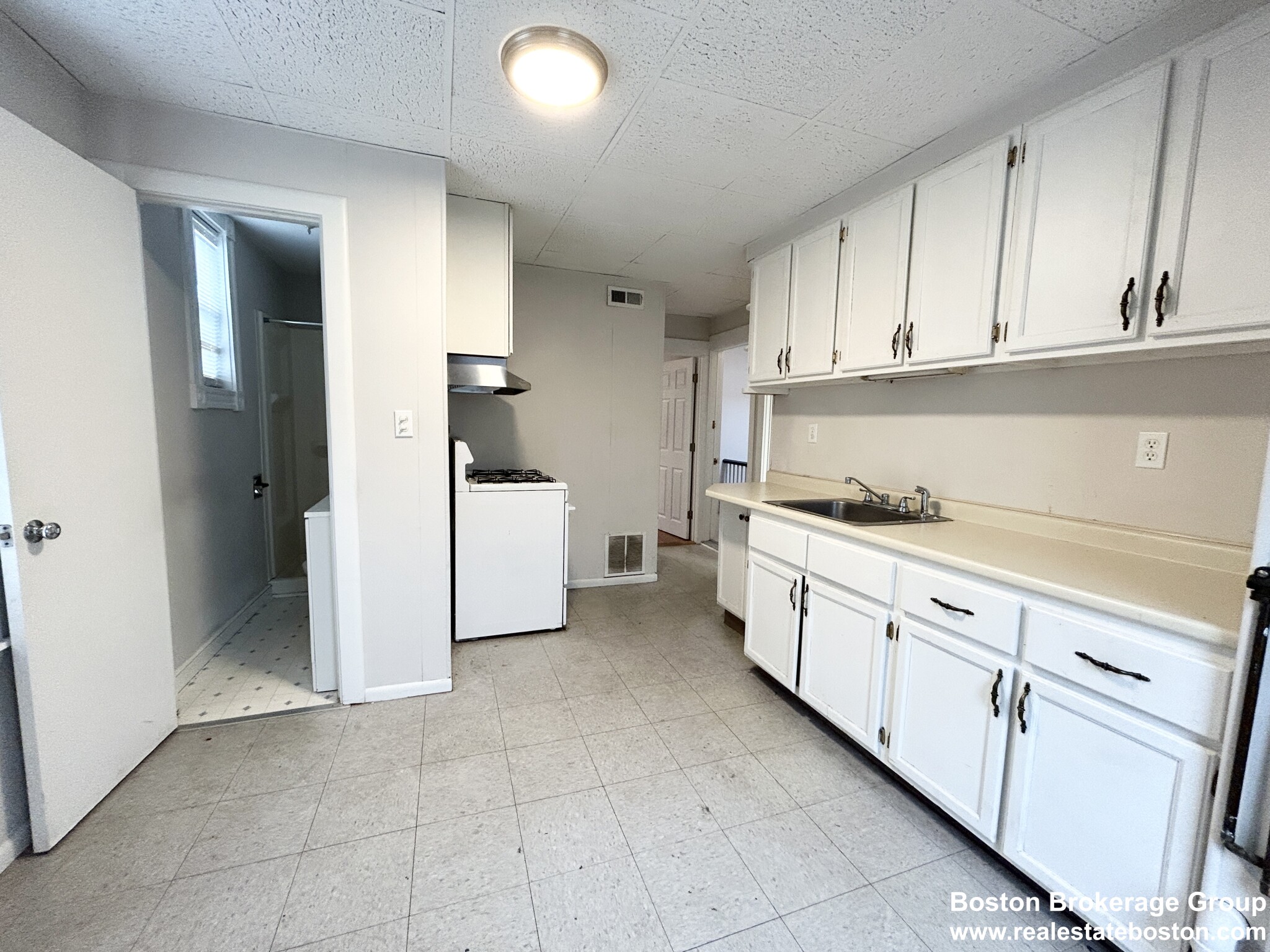 Photos of apartment on Buttonwood,Boston MA 02125
