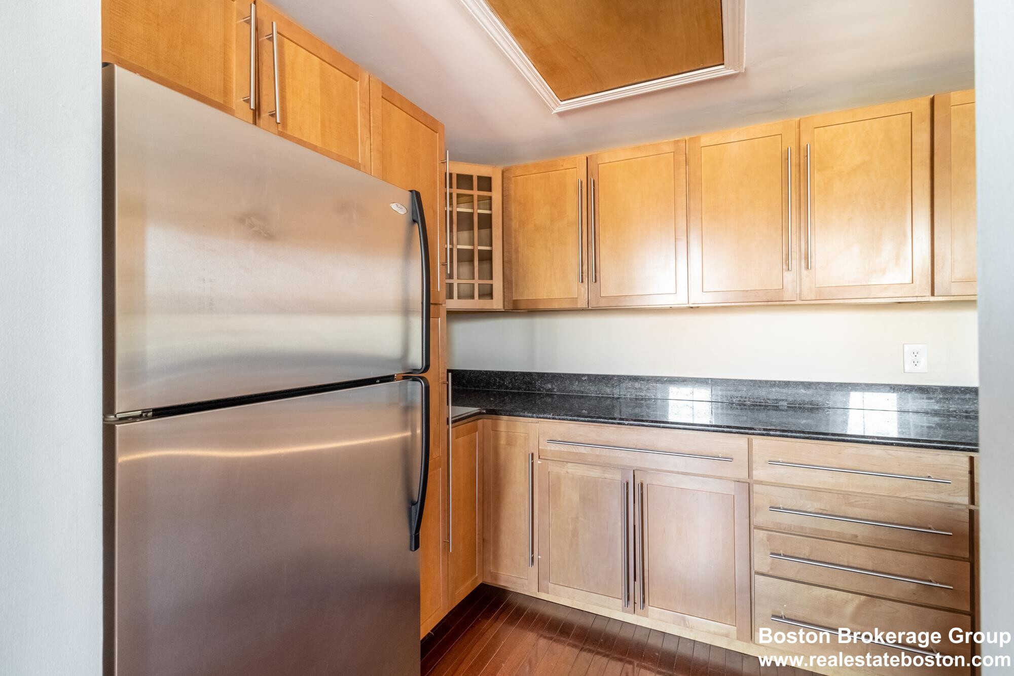 670 Massachusetts, South End