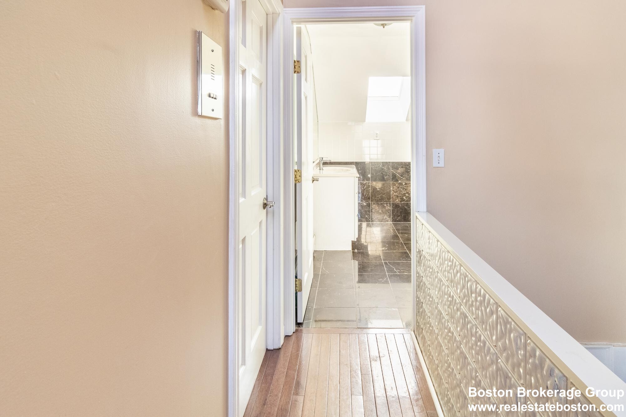 670 Massachusetts, South End