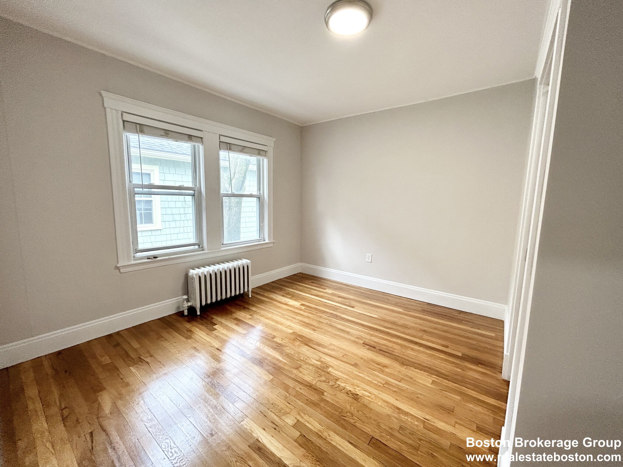 120 Hillside St, Mission Hill