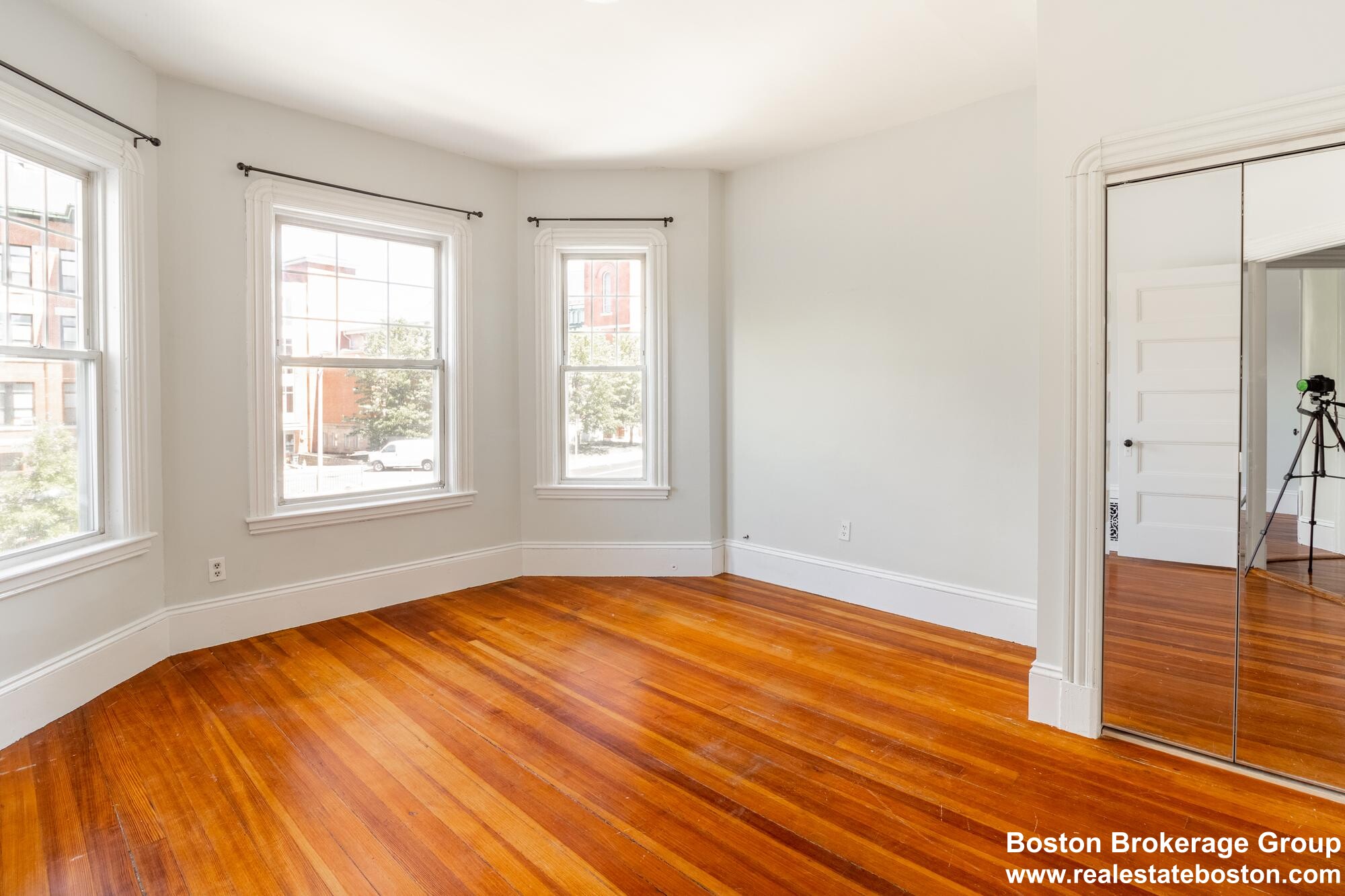 Photos of apartment on Columbia Rd.,Boston MA 02125
