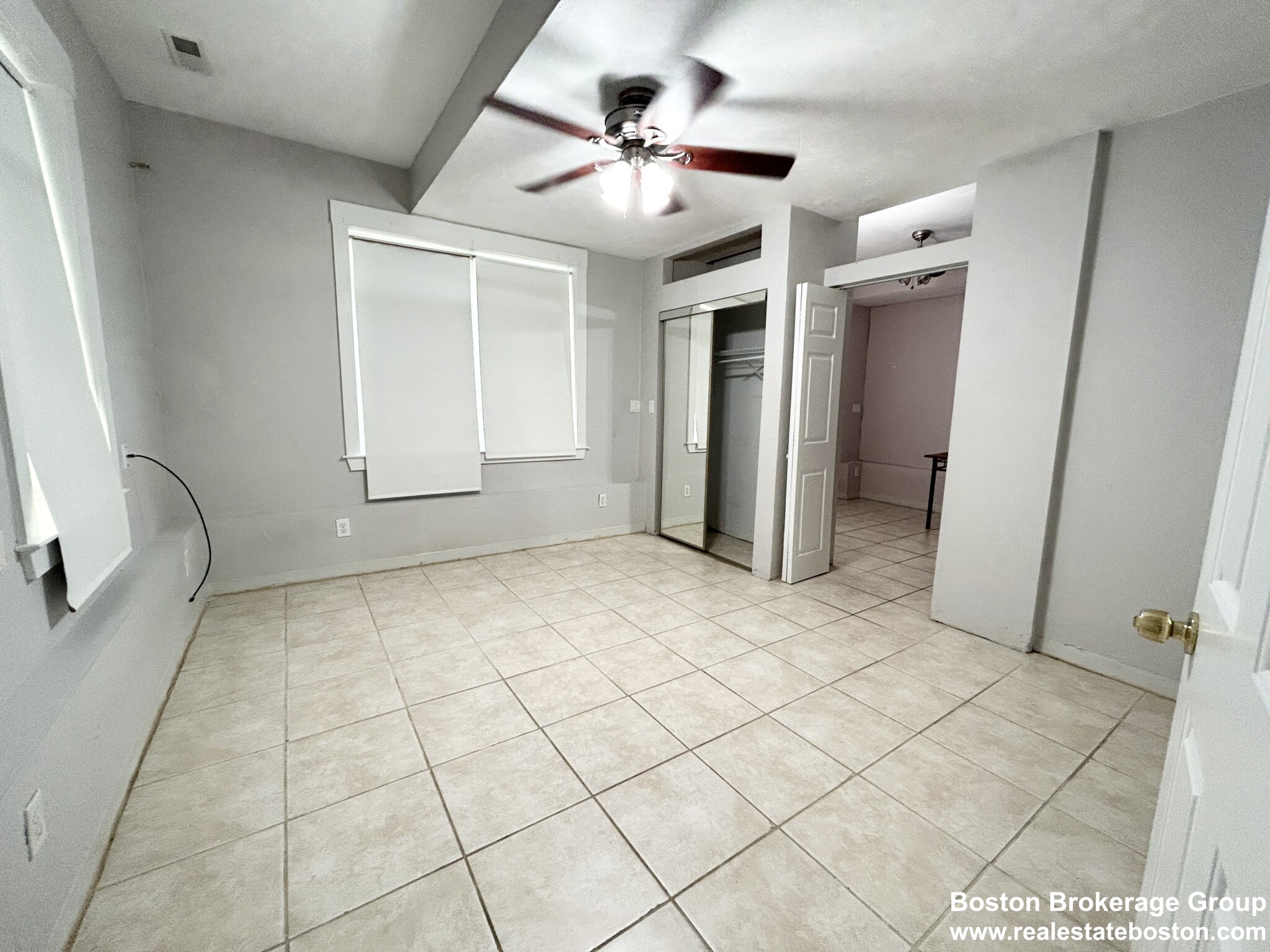 29 Iroquois St, Mission Hill