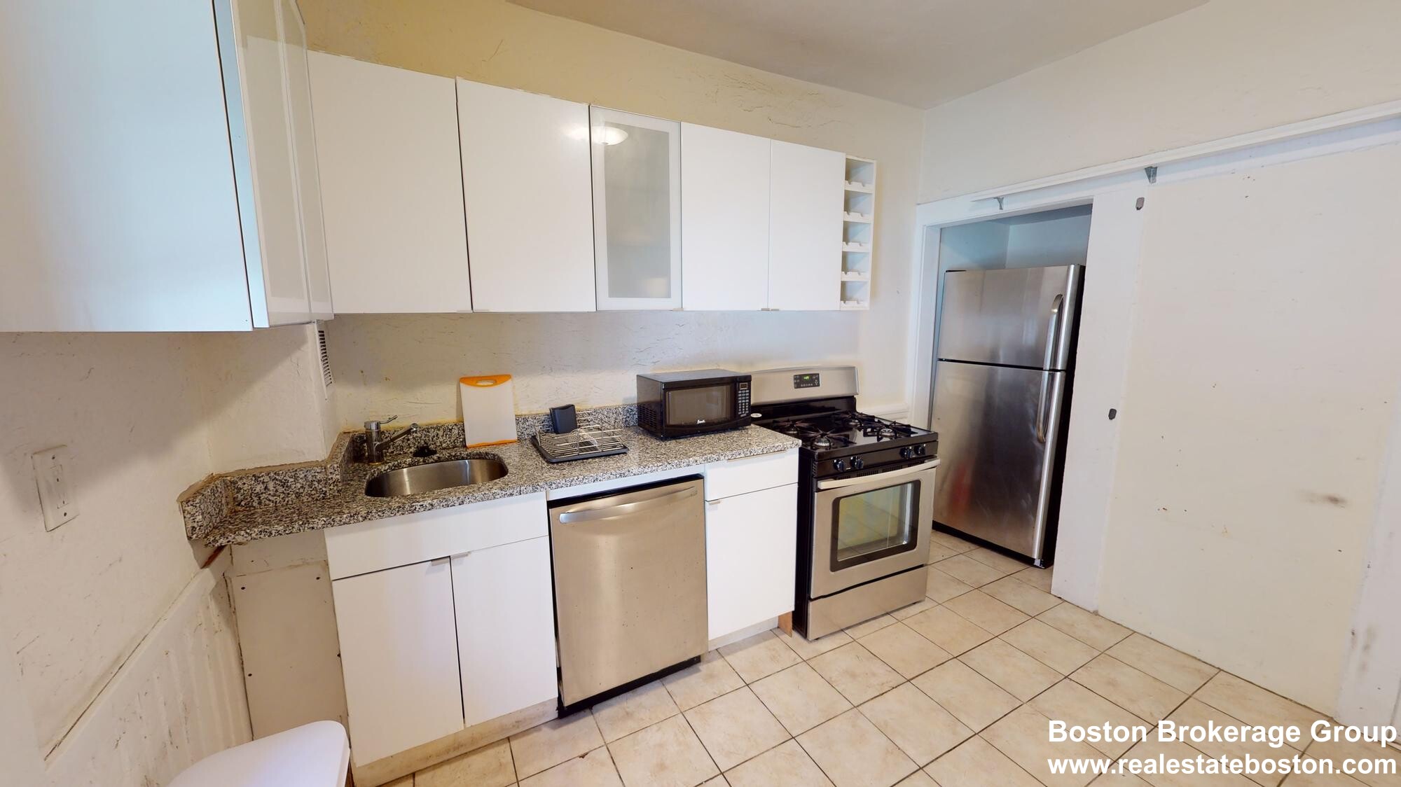 23 Symphony Rd, Fenway