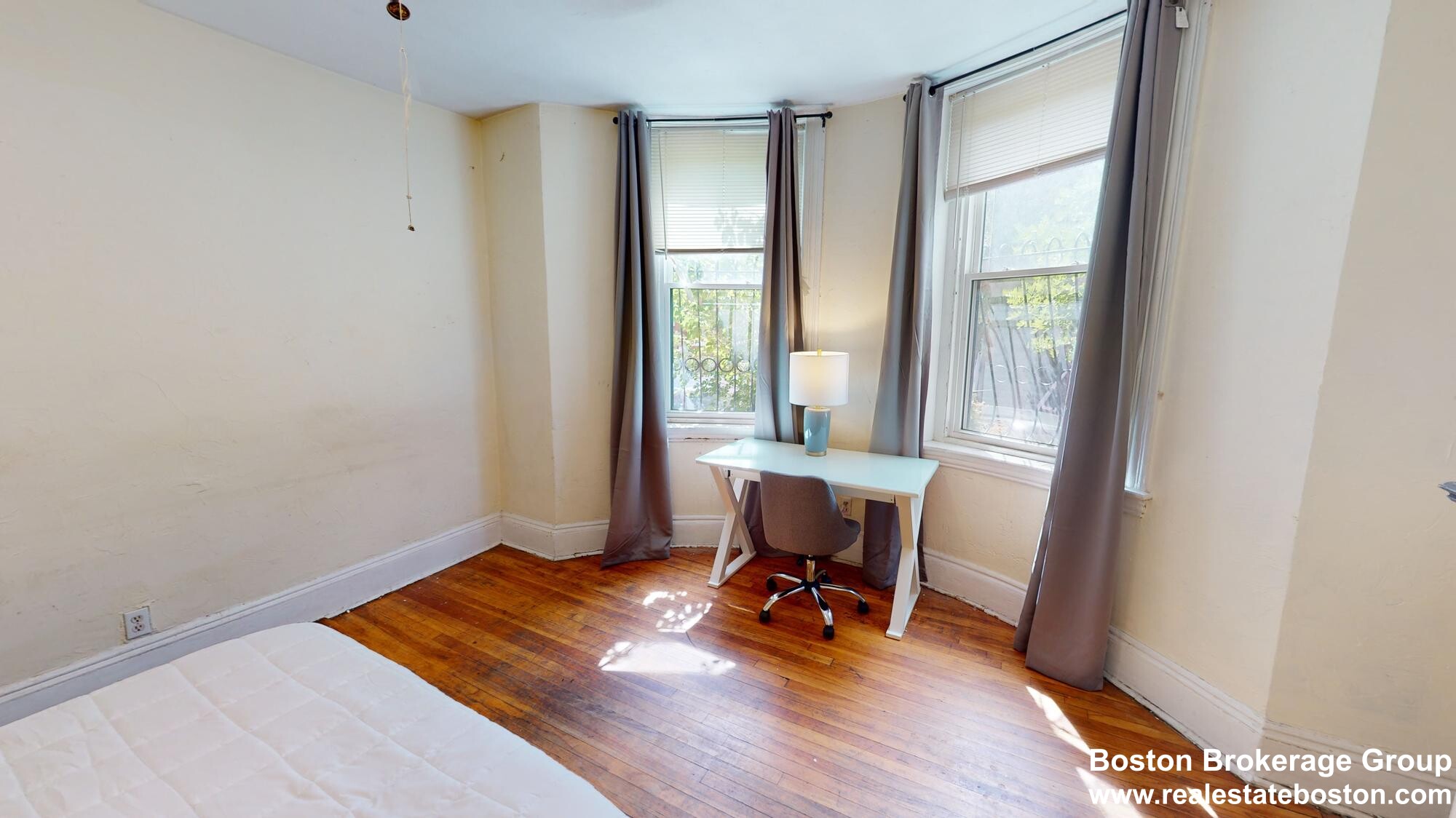 23 Symphony Rd, Fenway