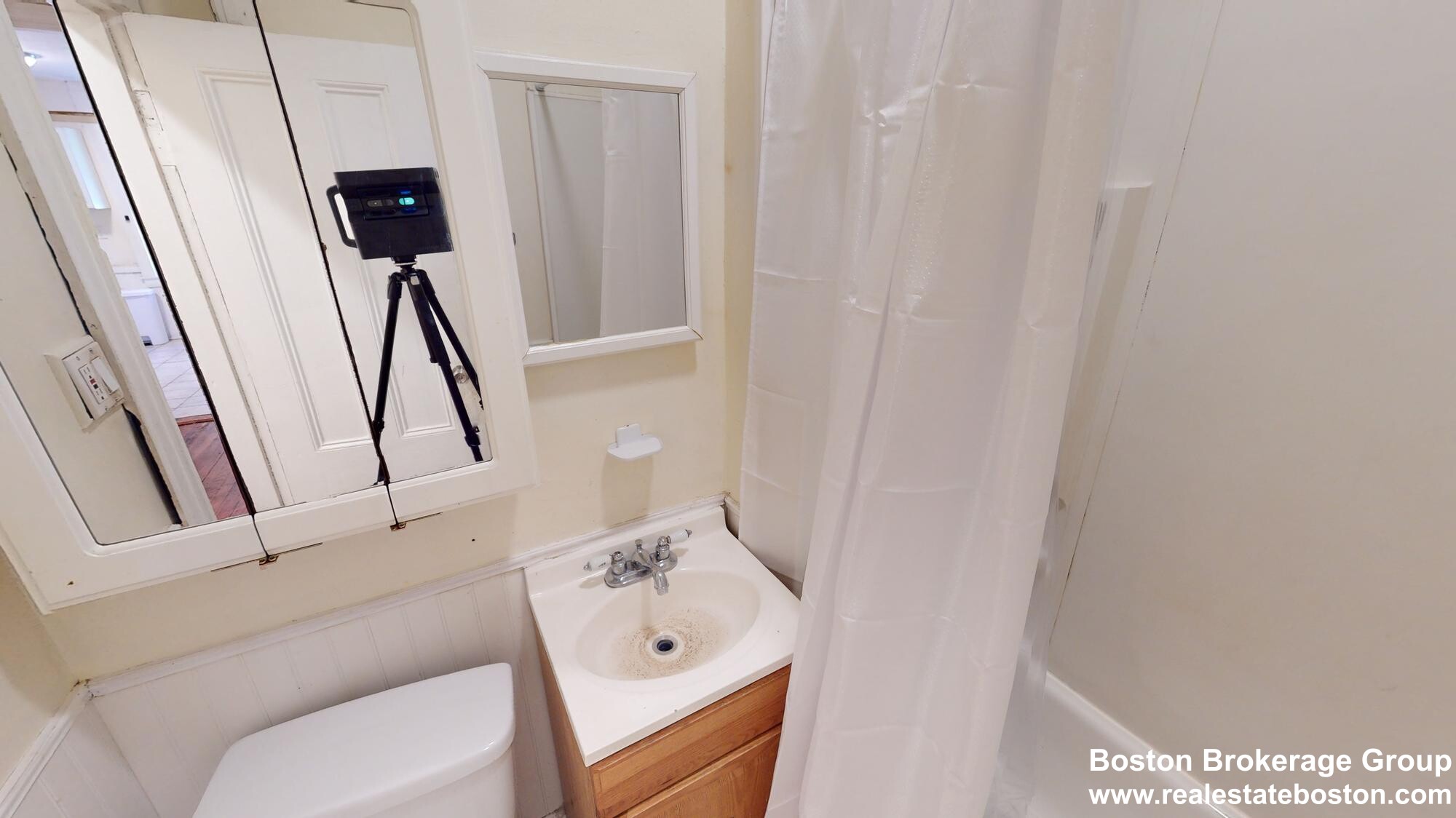 23 Symphony Rd, Fenway