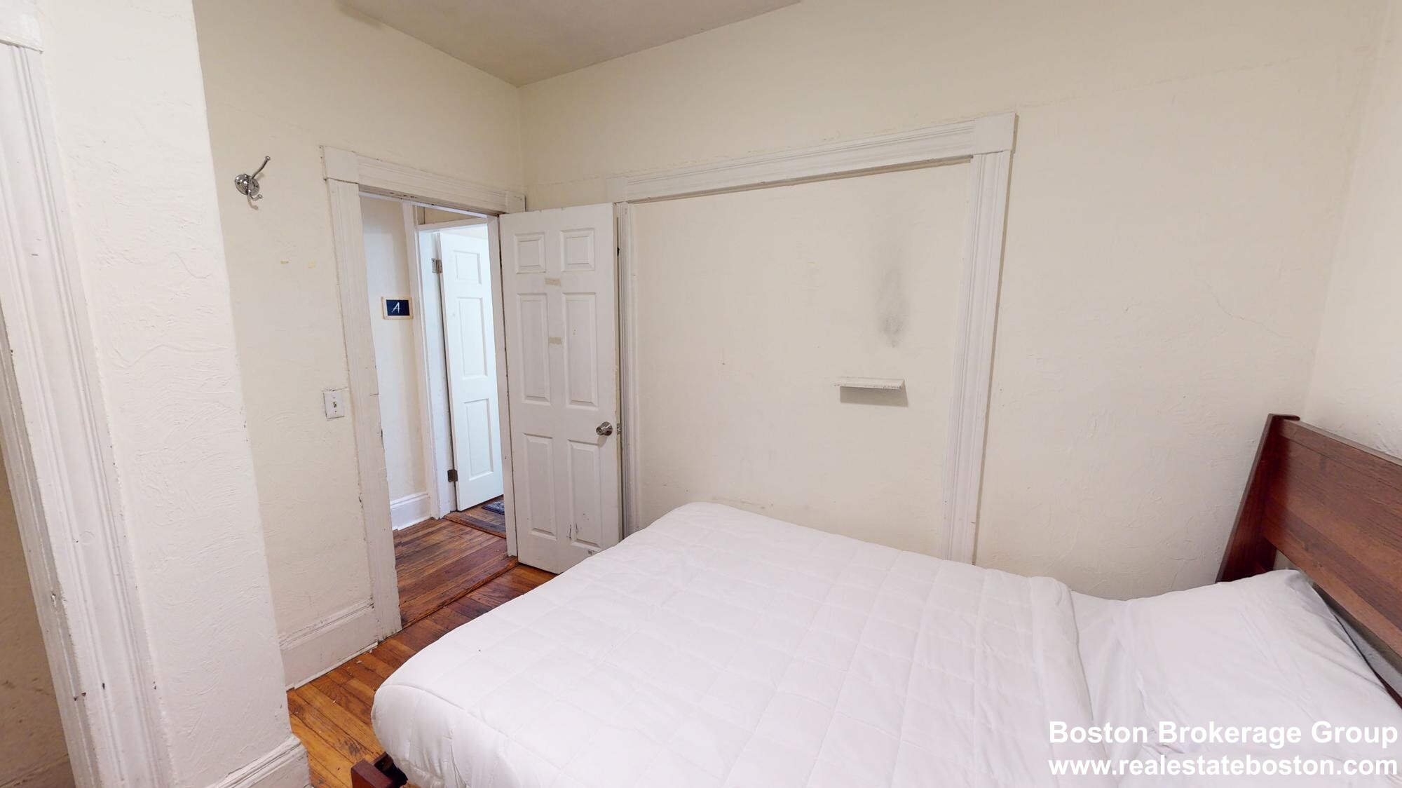 23 Symphony Rd, Fenway