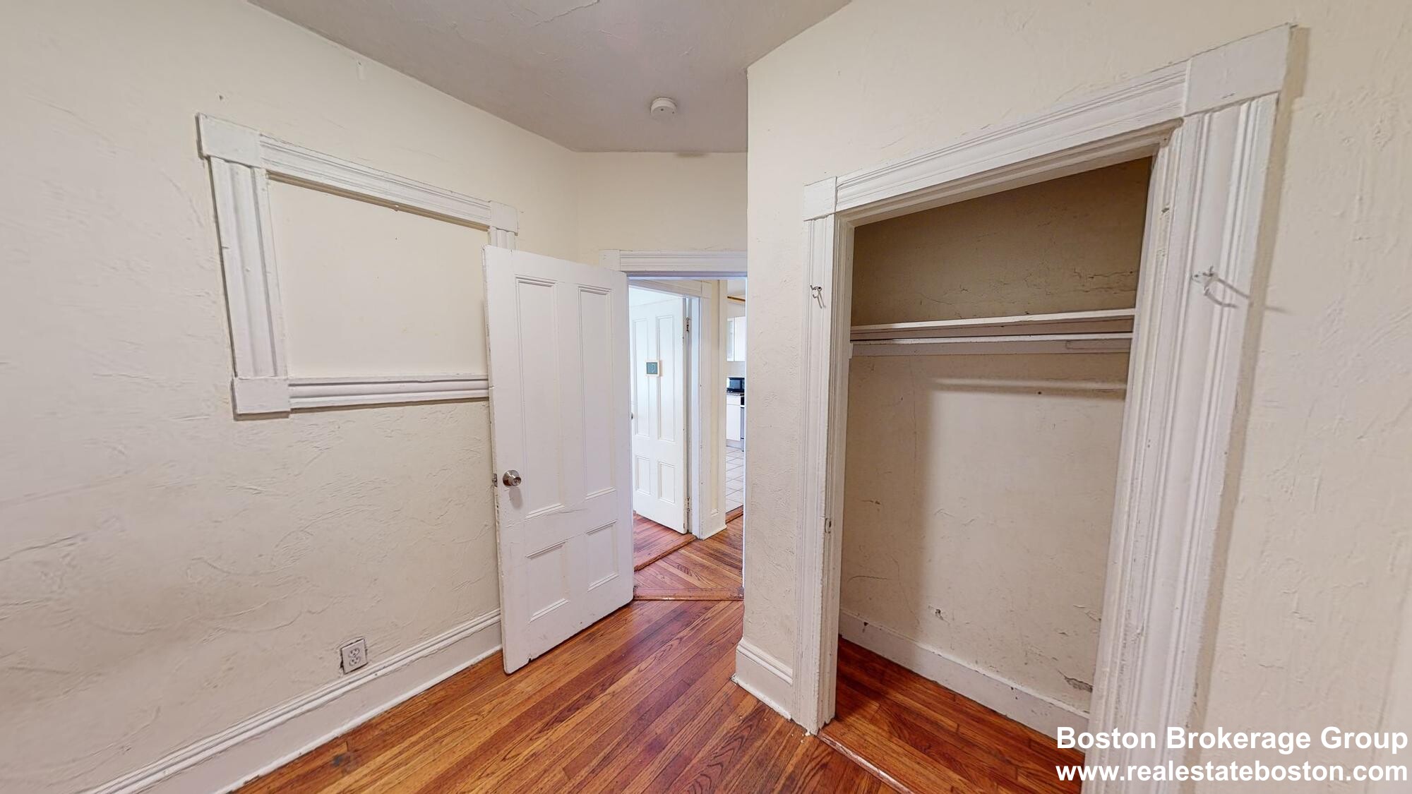 23 Symphony Rd, Fenway