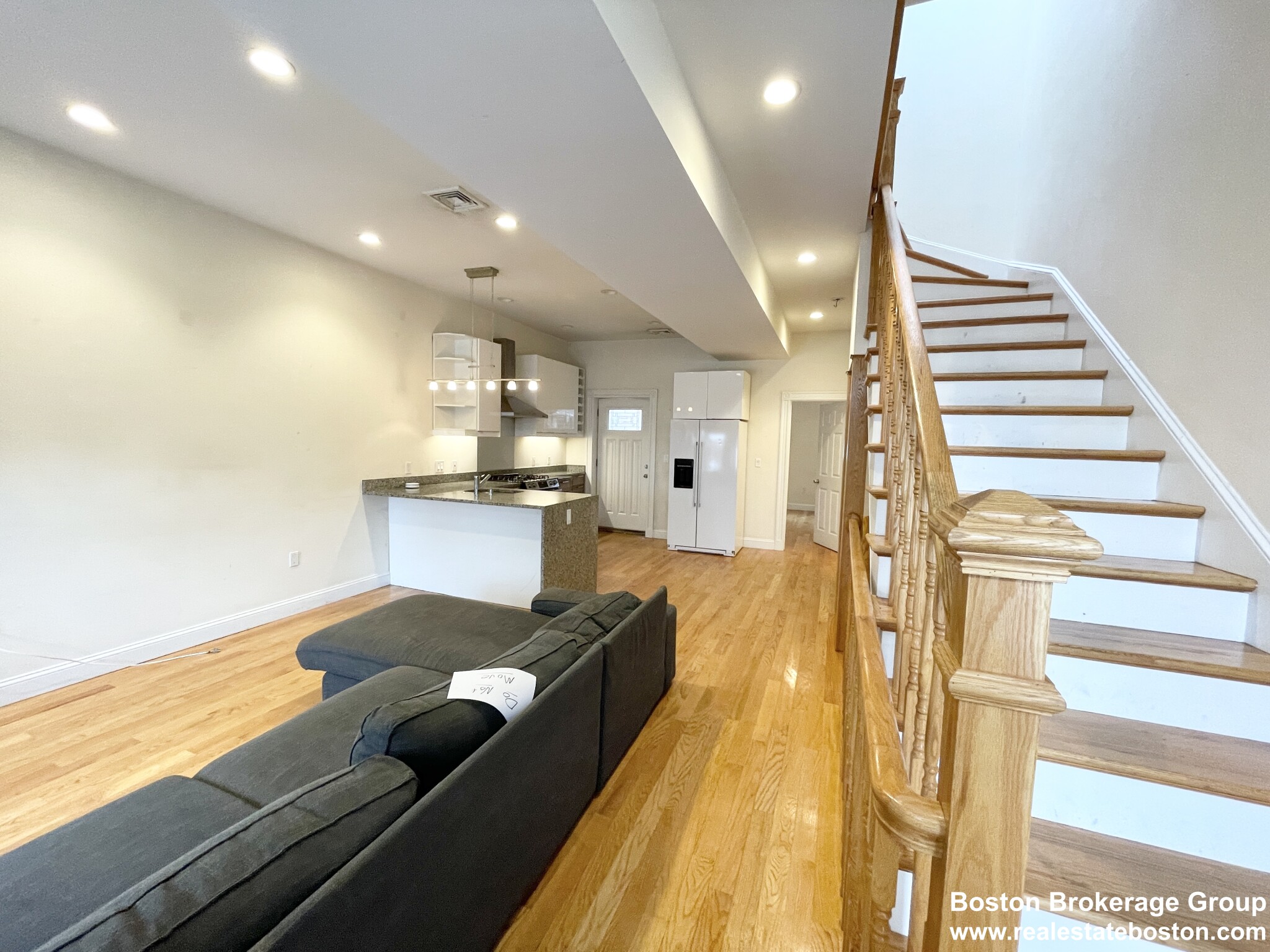 98 L St, South Boston