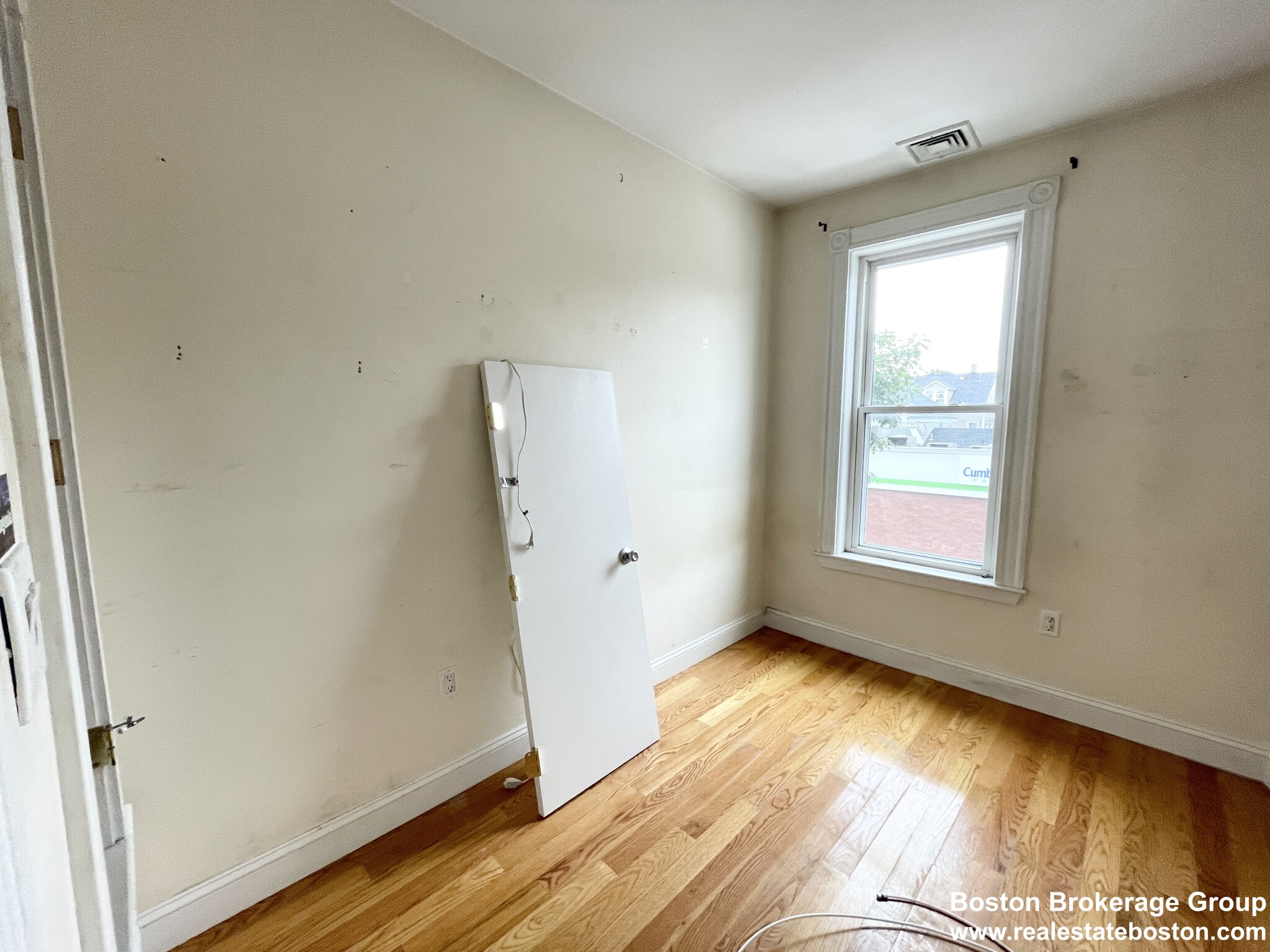 98 L St, South Boston