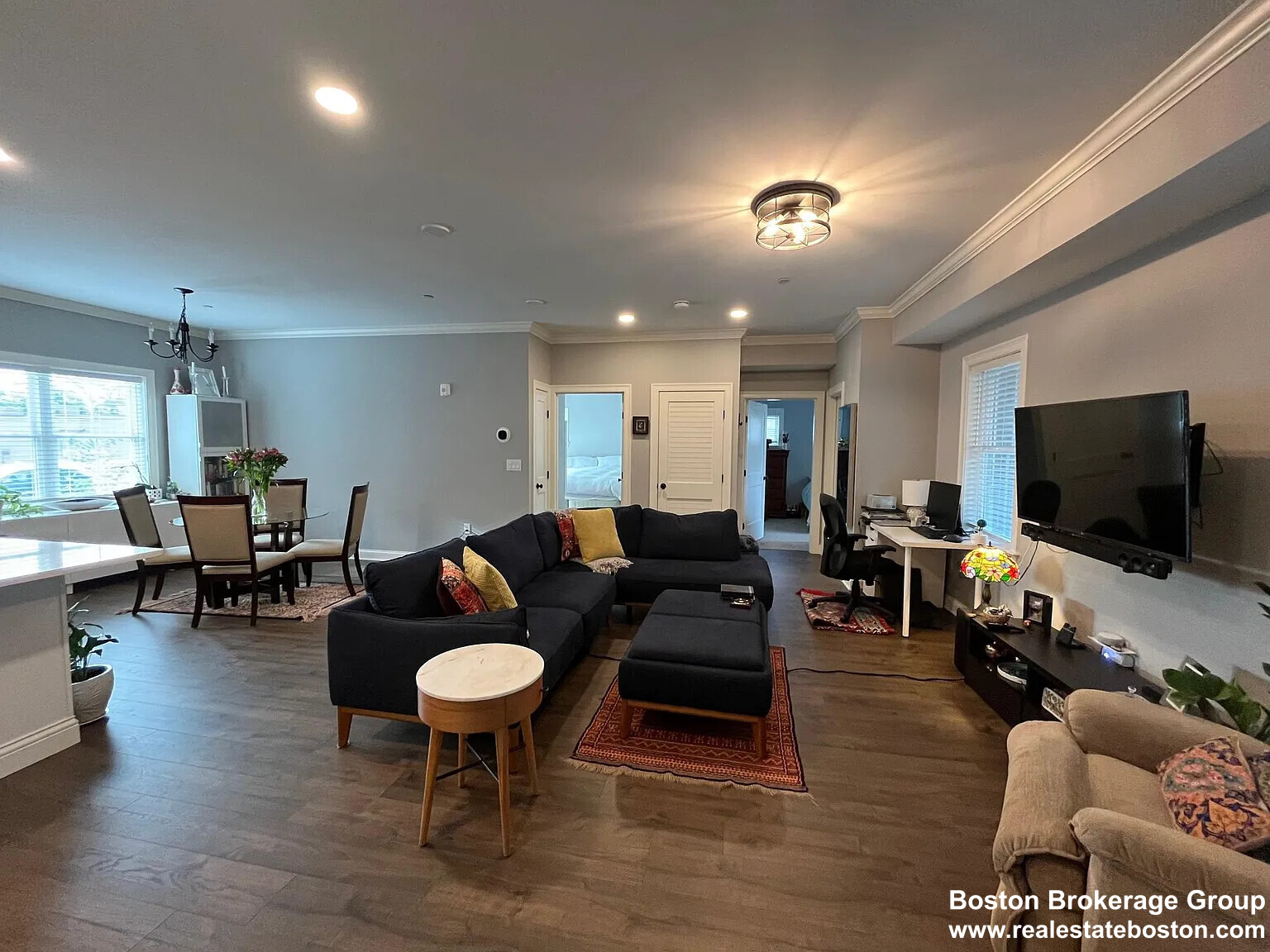 862 Washington St, Norwood