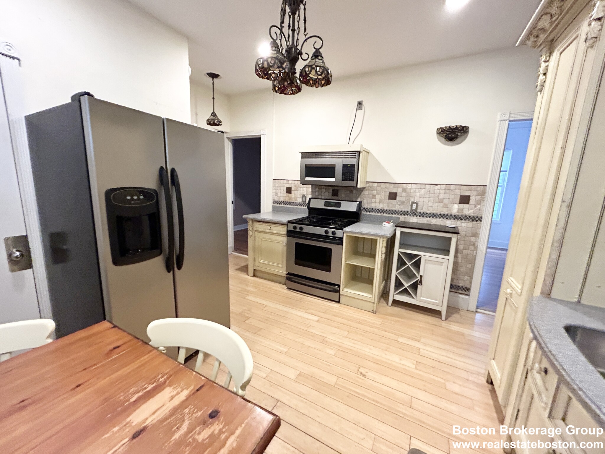 17 Sachem St, Mission Hill