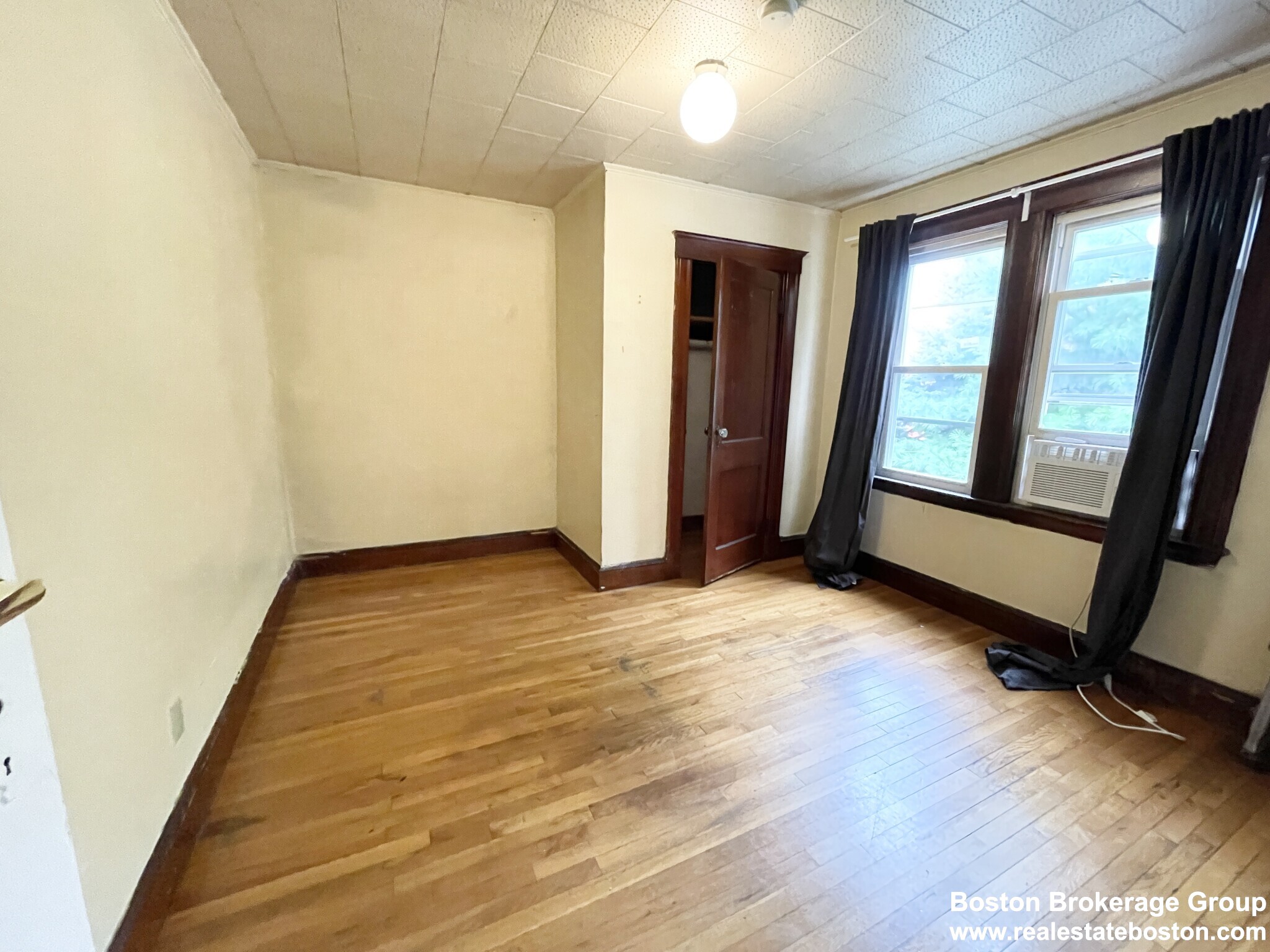 6 Mission St, Mission Hill