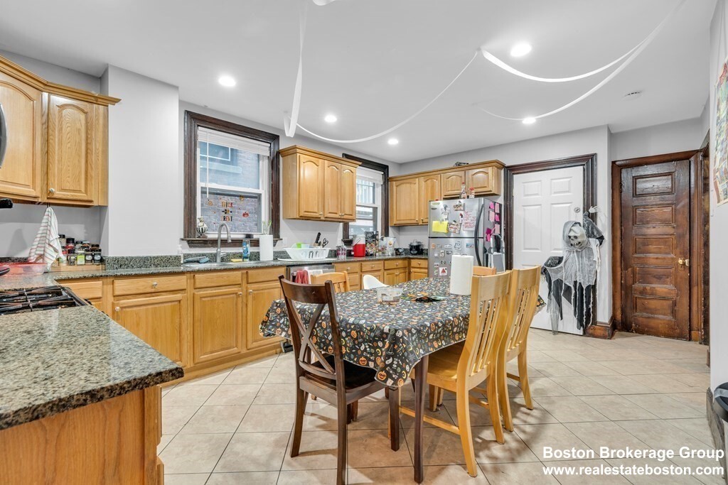 180.3 Saint Alphonsus St, Mission Hill