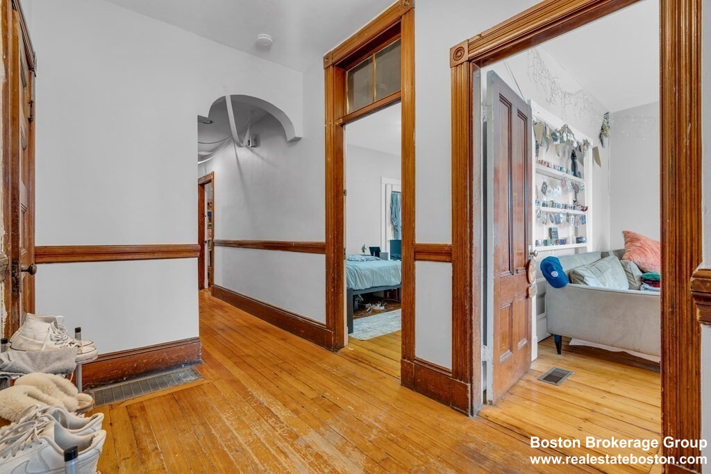 180.3 Saint Alphonsus St, Mission Hill