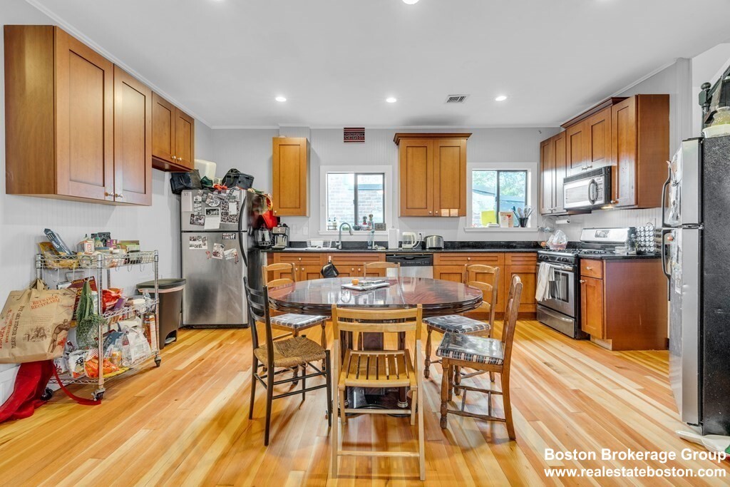 180.3 Saint Alphonsus St, Mission Hill